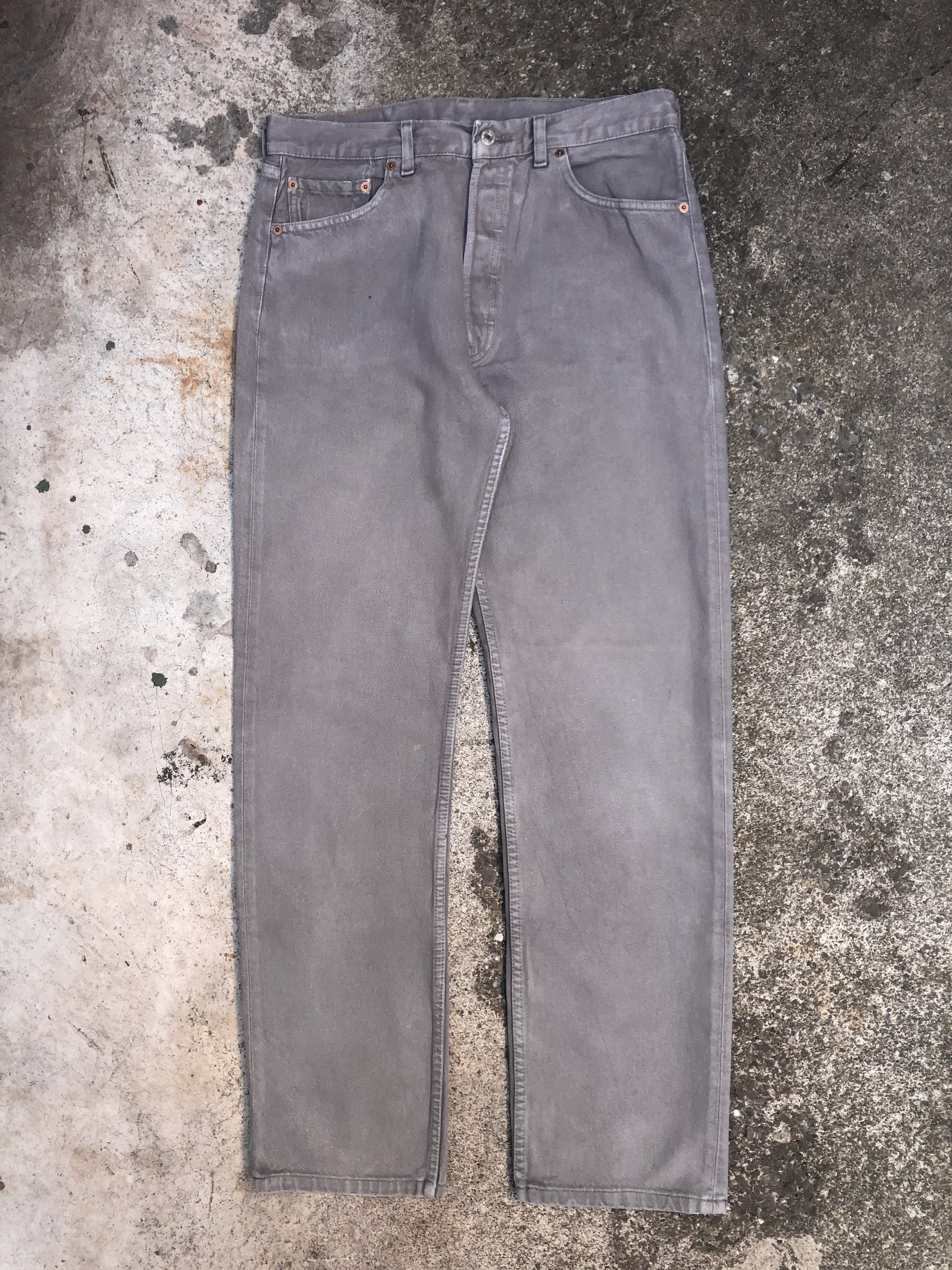 1990s Levis Faded Grey 501 (32X31)