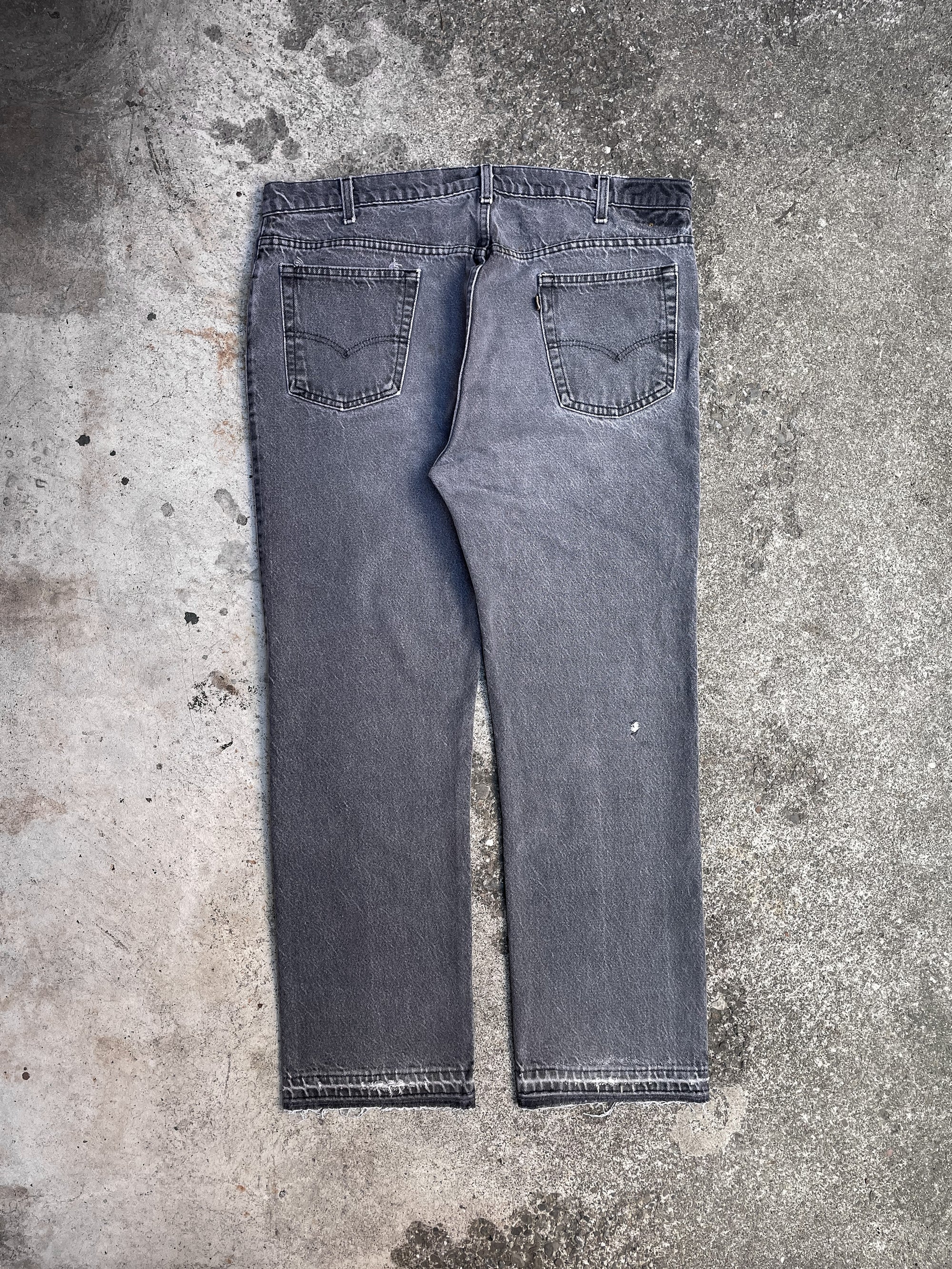 1980s Levi’s Faded Grey 549 Released Hem (39X30)