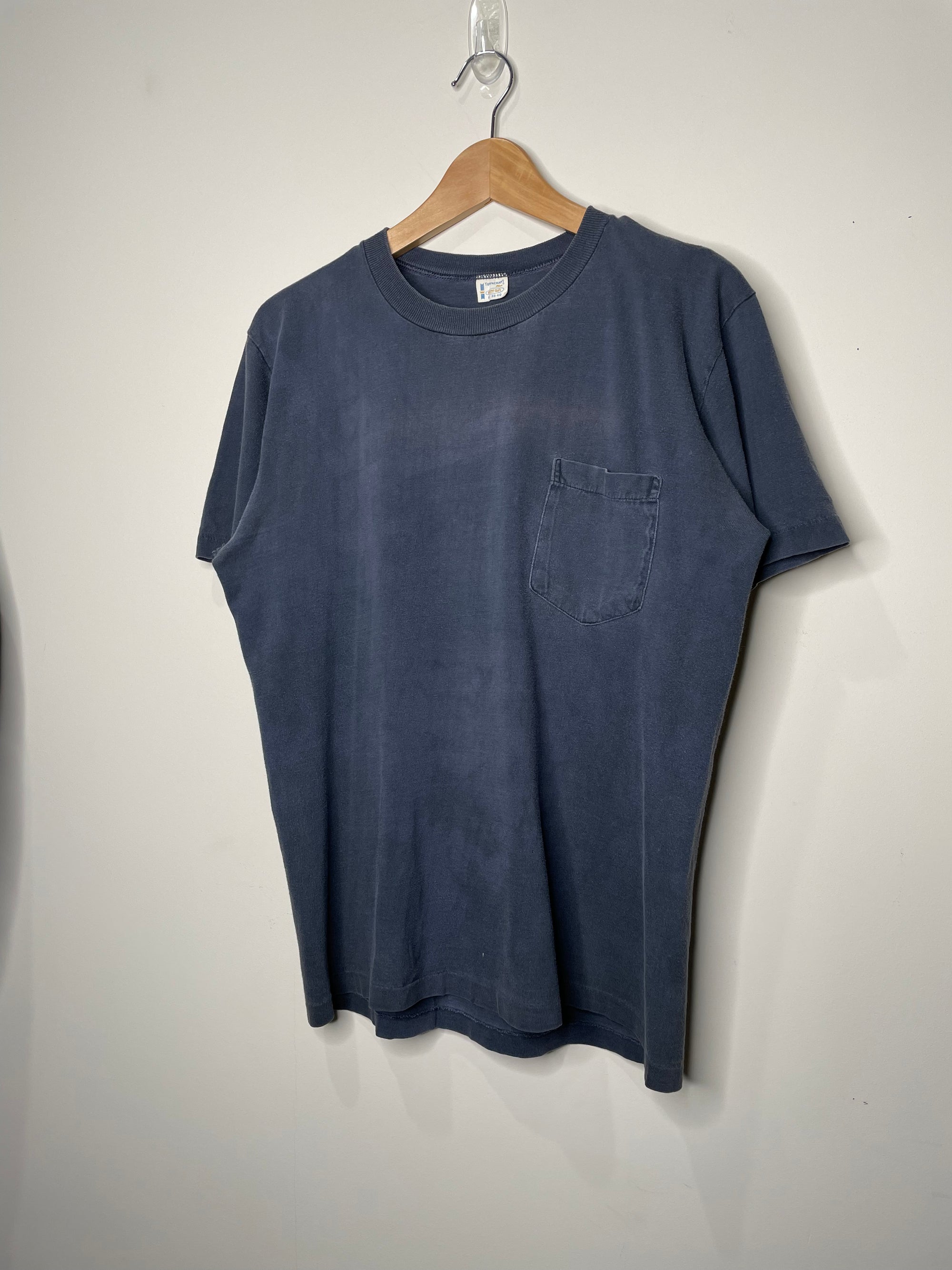 1970s Faded Charcoal Blue Single Stitched Pocket Tee (M)