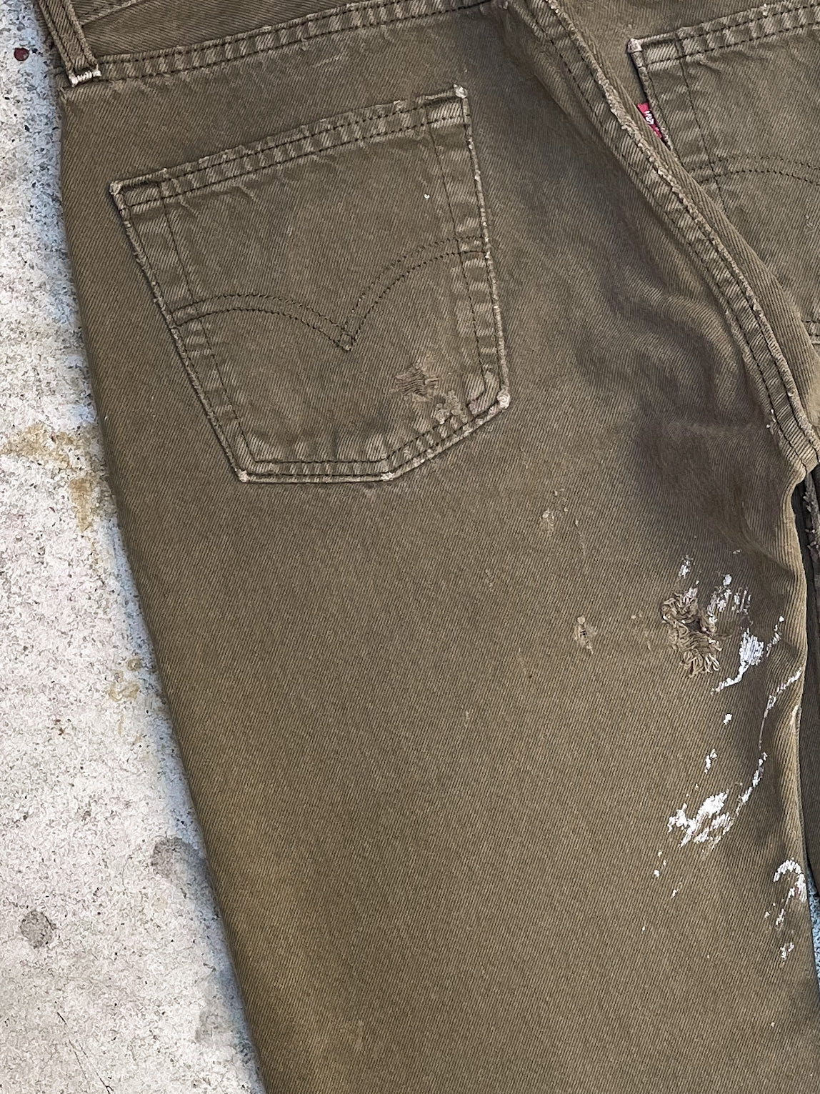 Vintage Levi’s Painted Faded Olive 501 Released Hem (32X30)