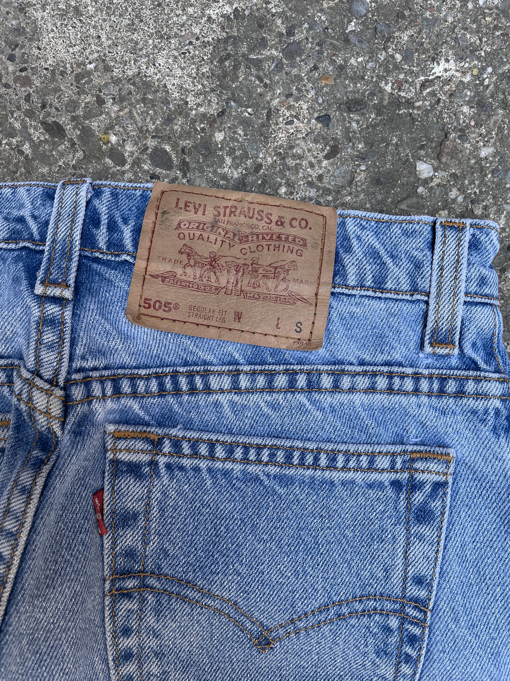 1990s Levi’s Faded Blue 505 Released Hem (28X29)