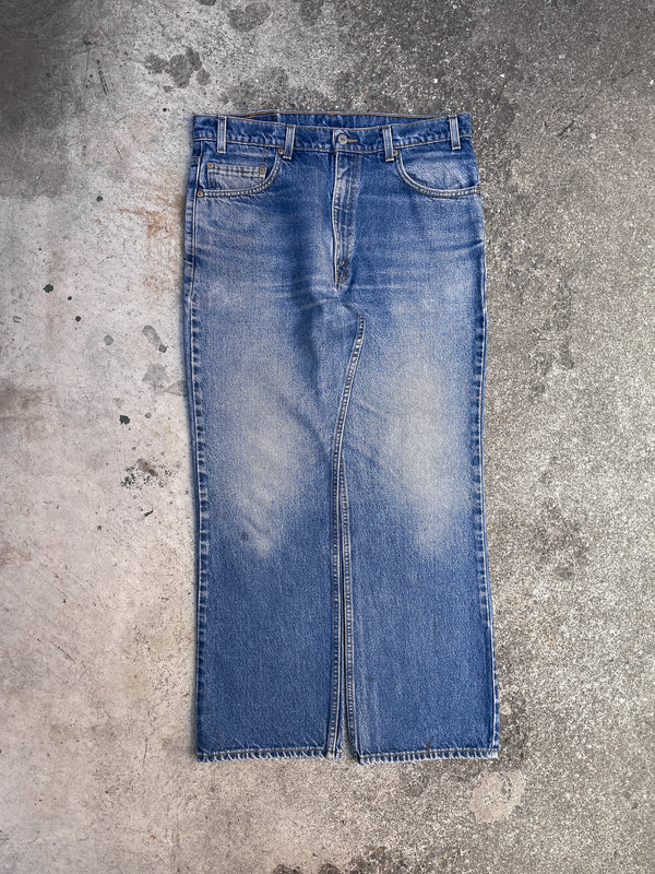 1990s Levi’s Faded Blue 517 (34X28)