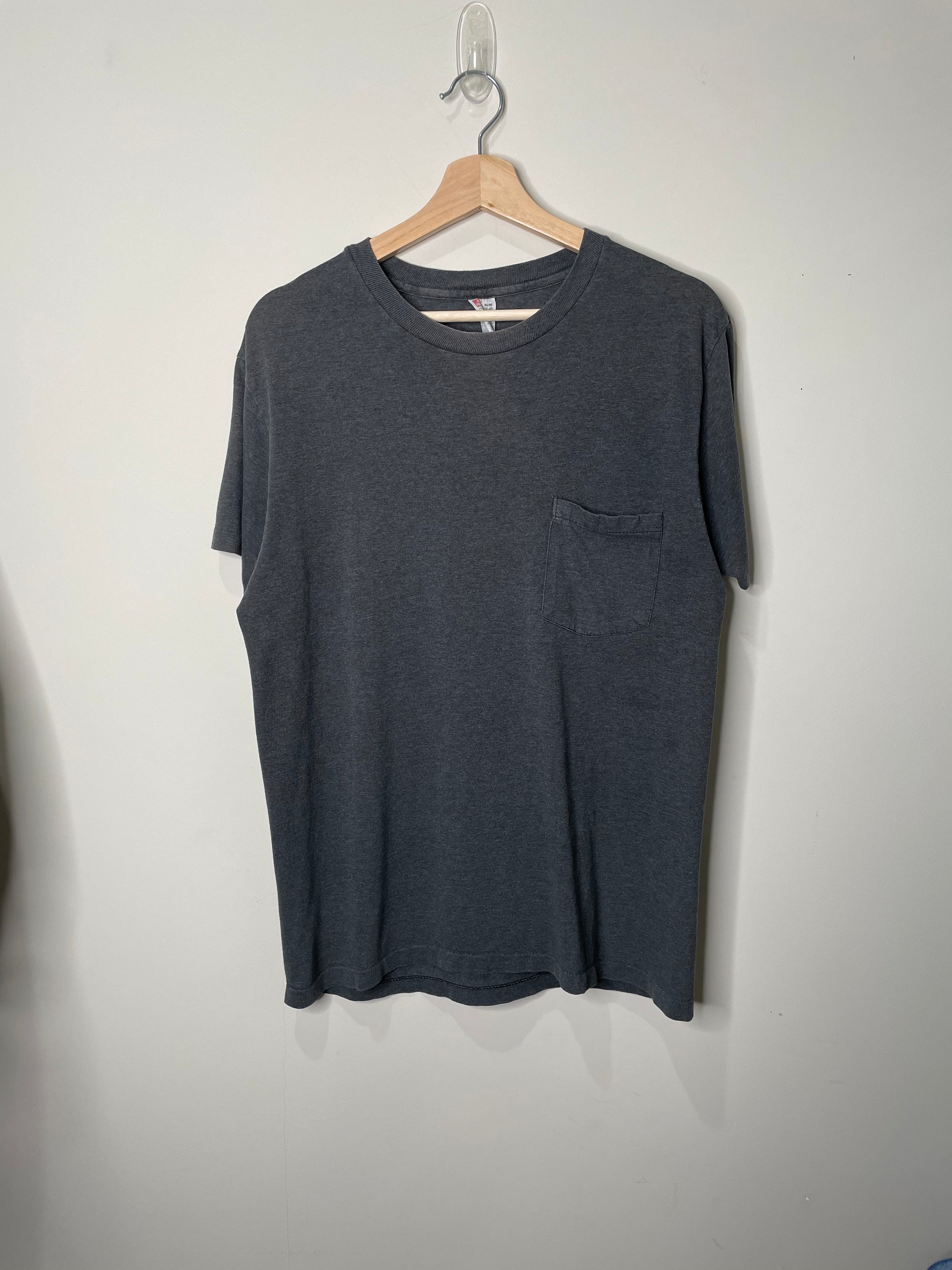 1990s Faded Charcoal Single Stitched Pocket Tee (M)