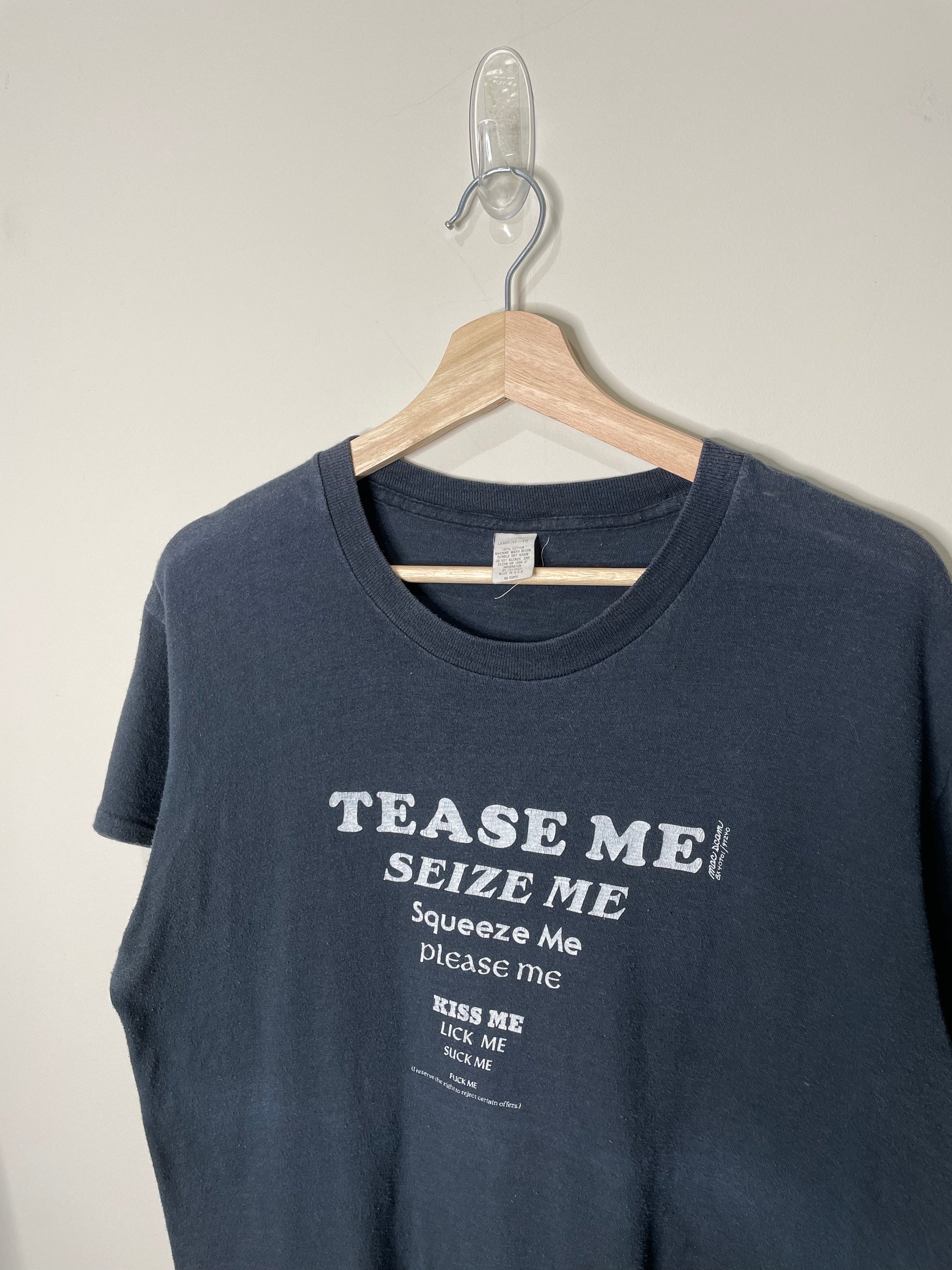 1970s/80s “Tease Me…” Faded Single Stitched Tee (M)