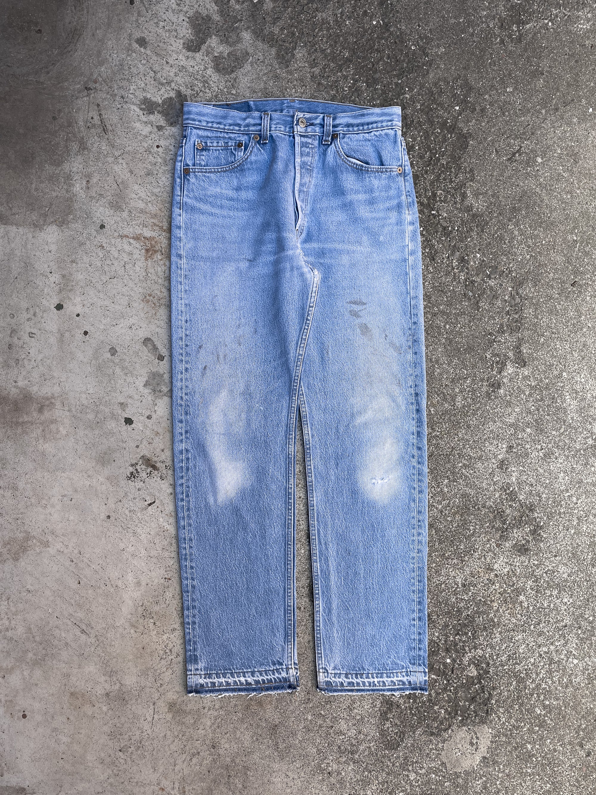 1980s/90s Levi’s Faded Blue 501xx Released Hem (30X31)