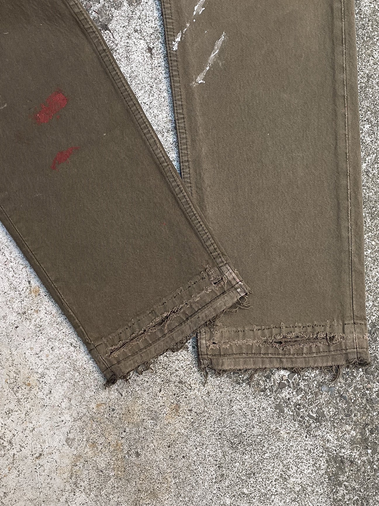 Vintage Levi’s Painted Faded Olive 501 Released Hem (32X30)