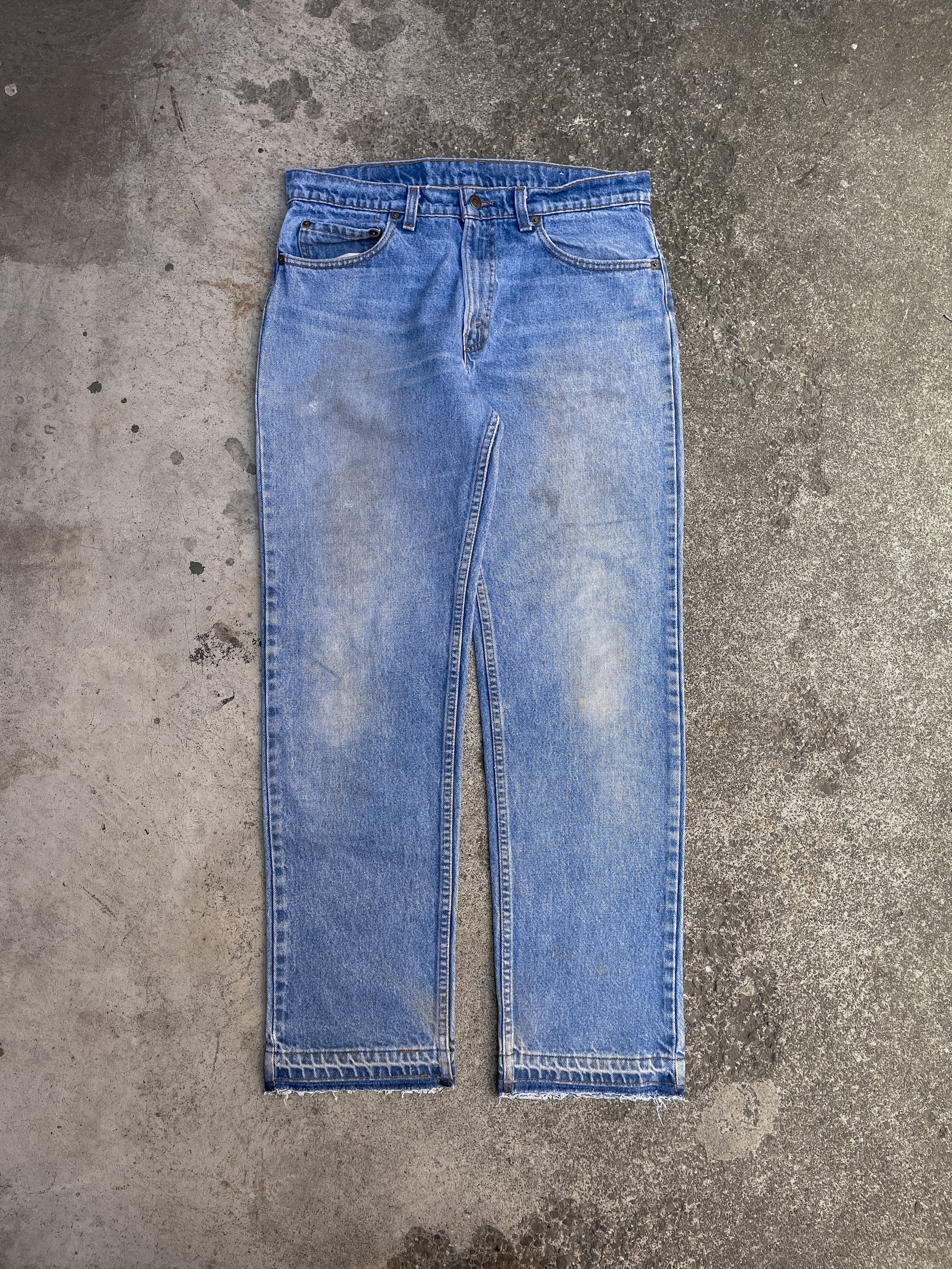 1980s Levi’s Repaired Faded Blue 506 Released Hem (33X30)