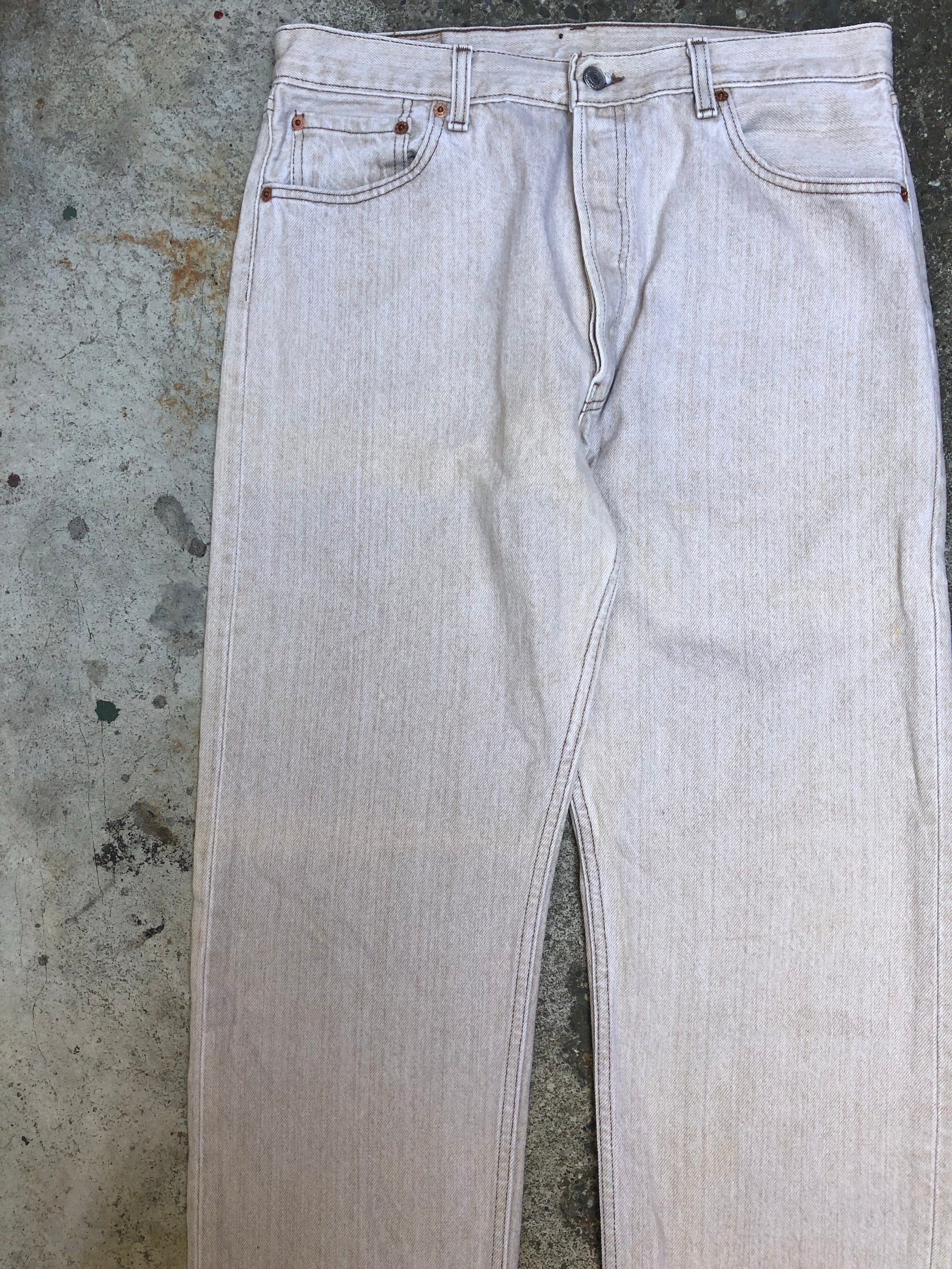 1990s Levis Sand 501 (33X31)