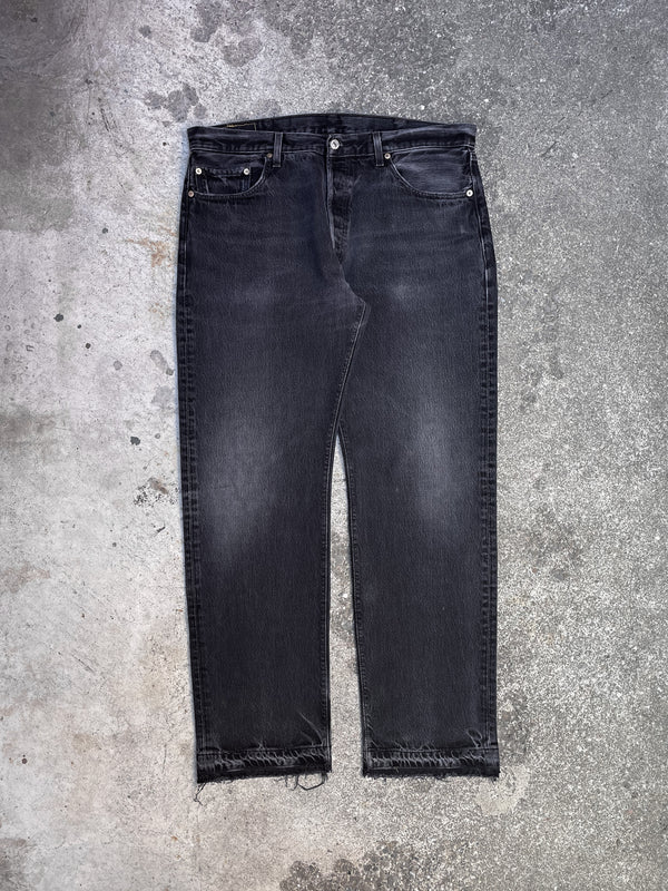 Vintage Levi’s Faded Black 501 Released Hem (36X32)