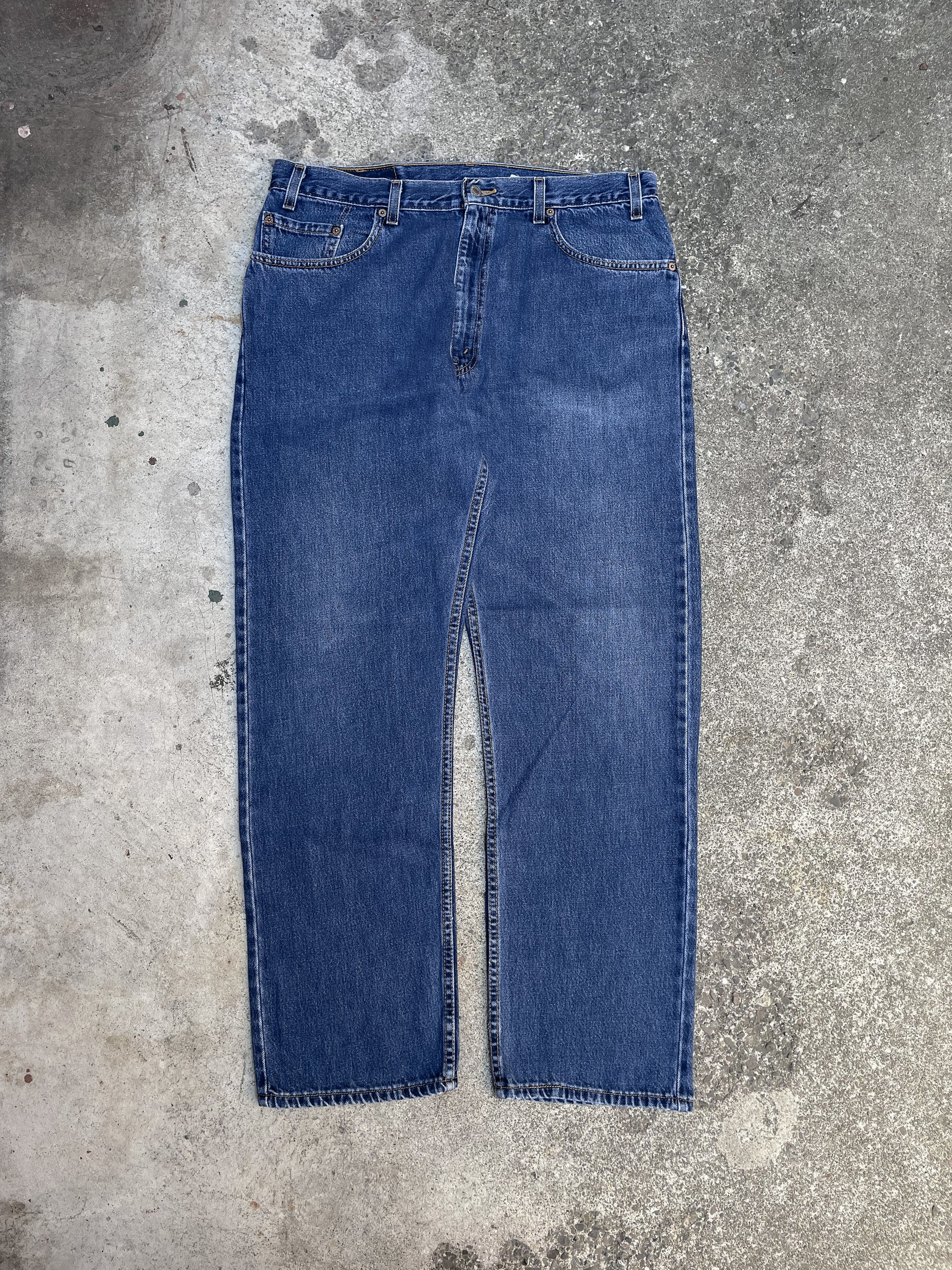 Vintage Levis Blue 505 (37X29)
