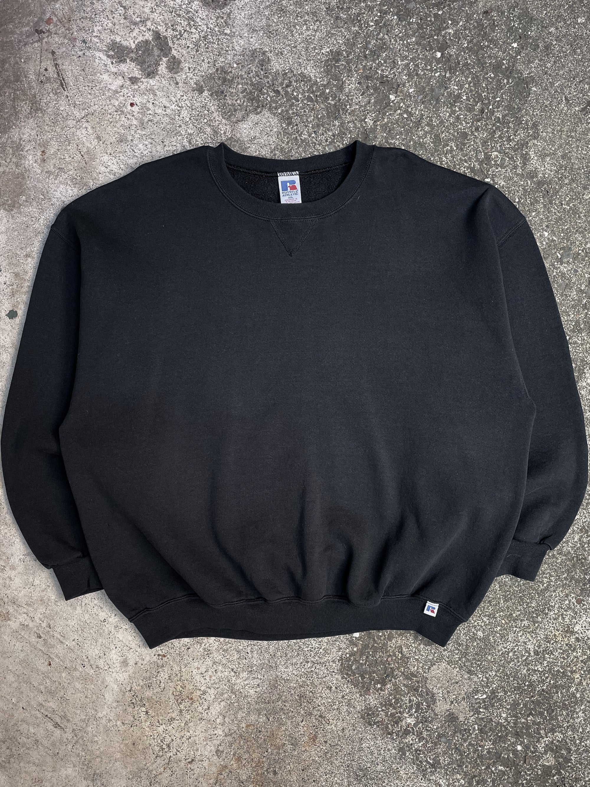 Vintage Russell Black Blank Sweatshirt (XXL)