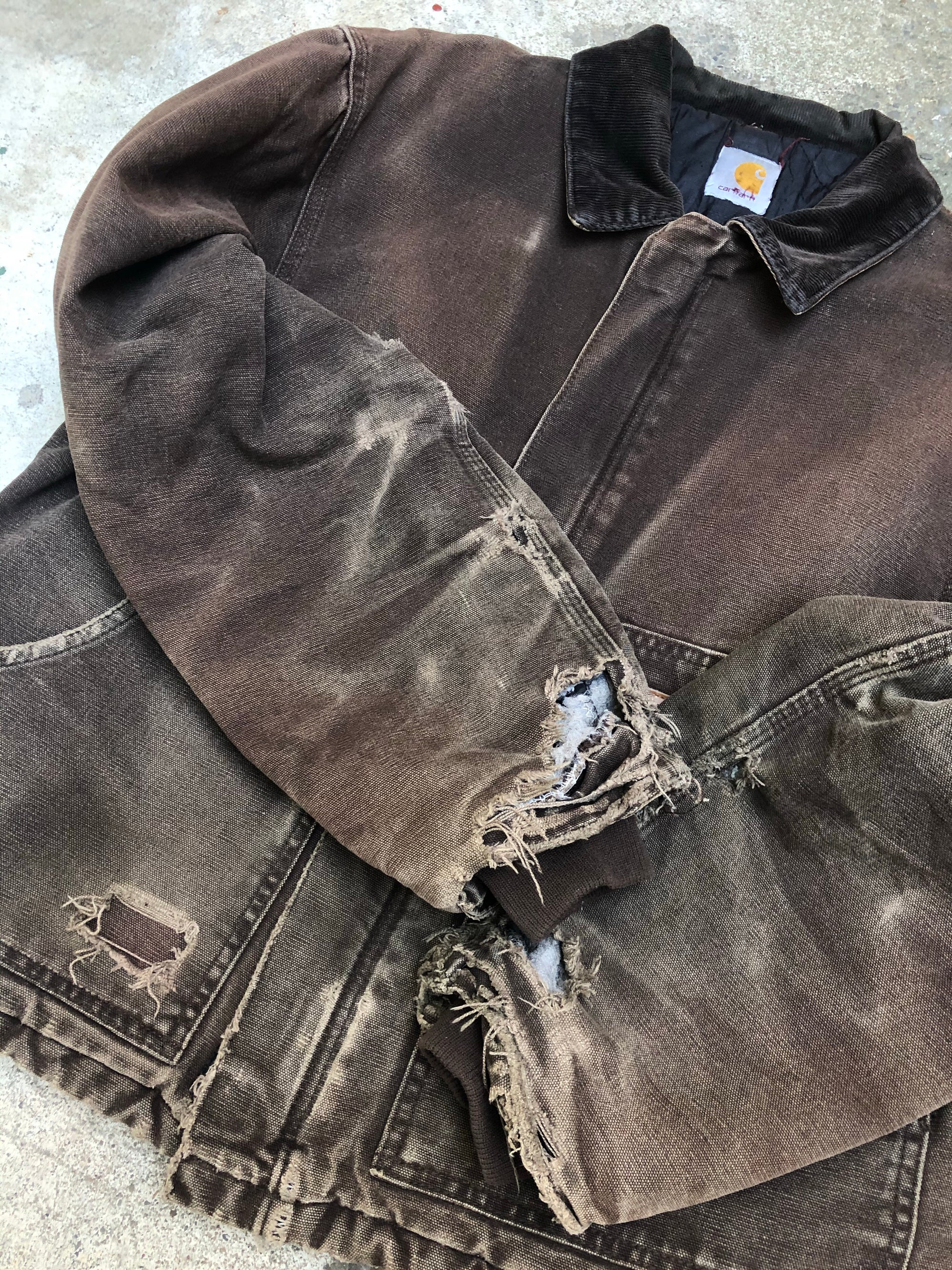 1990s Carhartt Faded Dark Brown Quilted Arctic Jacket (M/L)