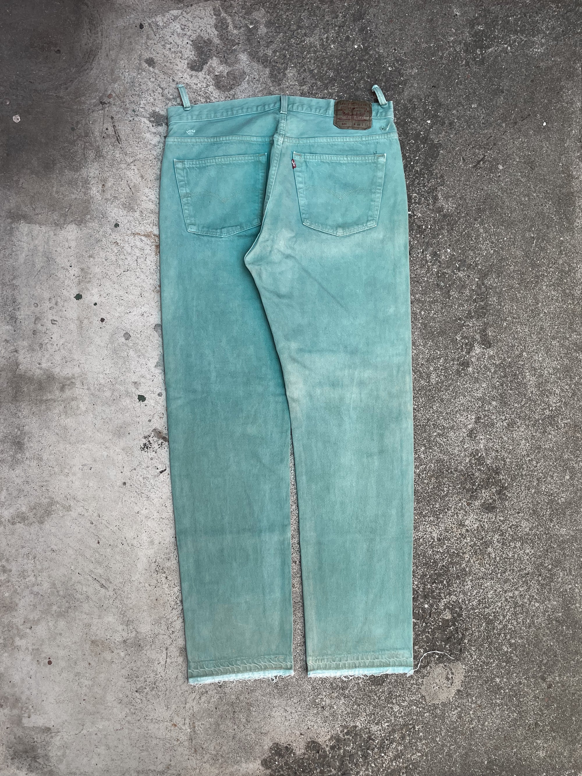 1990s Levi’s Faded Overdye 501 Released Hem (36X34)