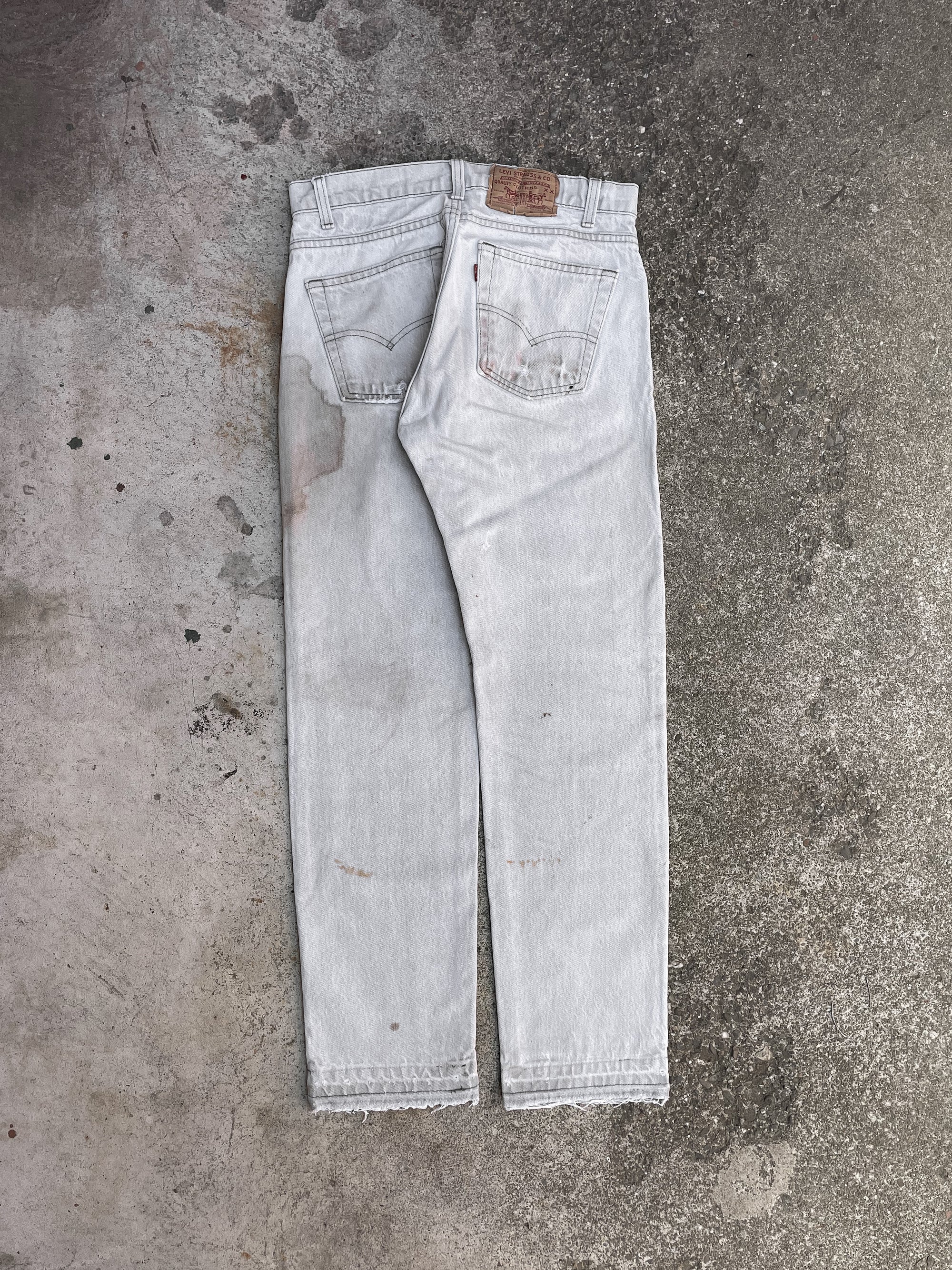 1980s Levi’s Dirty Faded Grey 505 Released Hem (29X29)