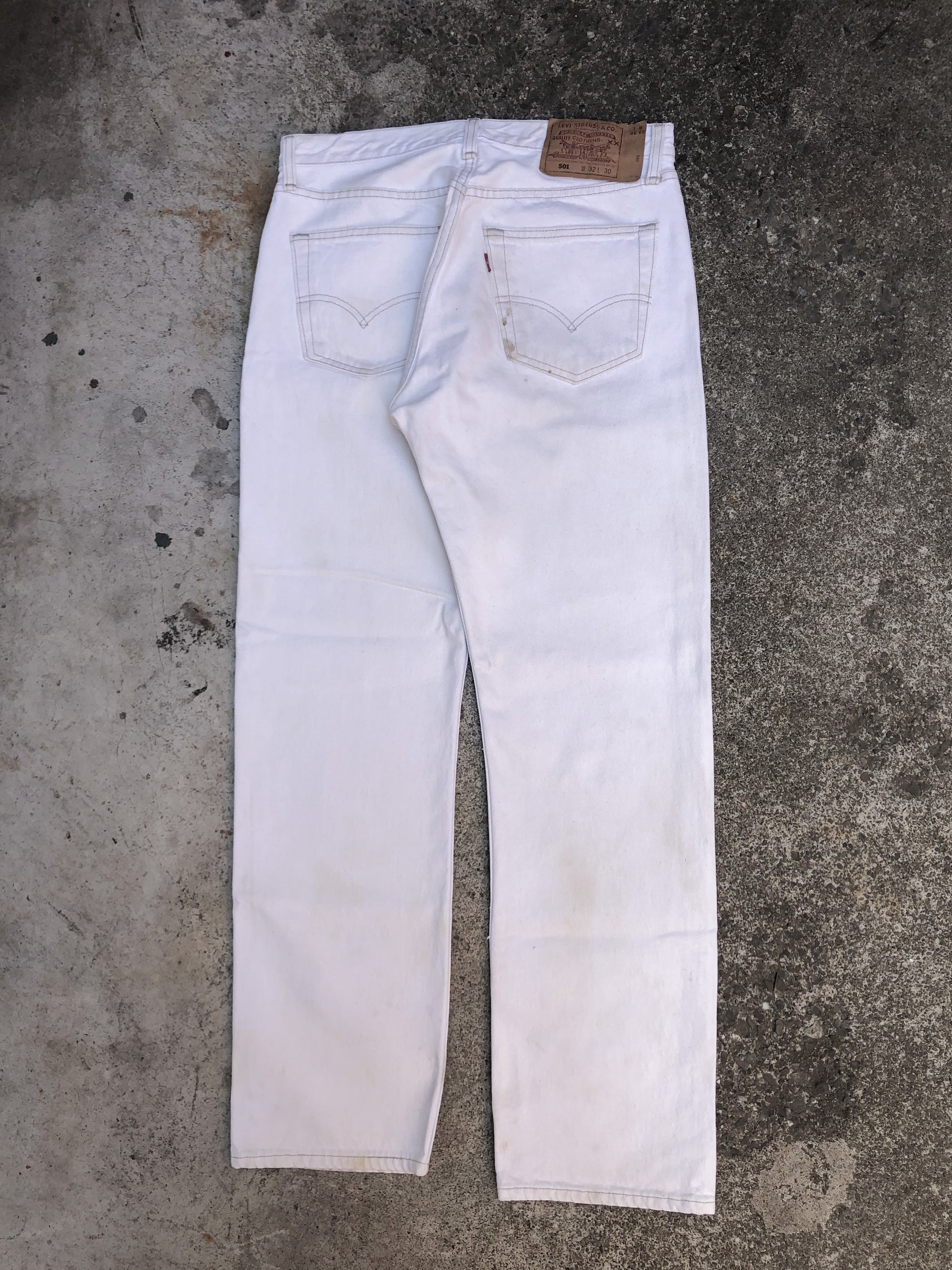 1990s Levis Dirty White 501 (30X29)