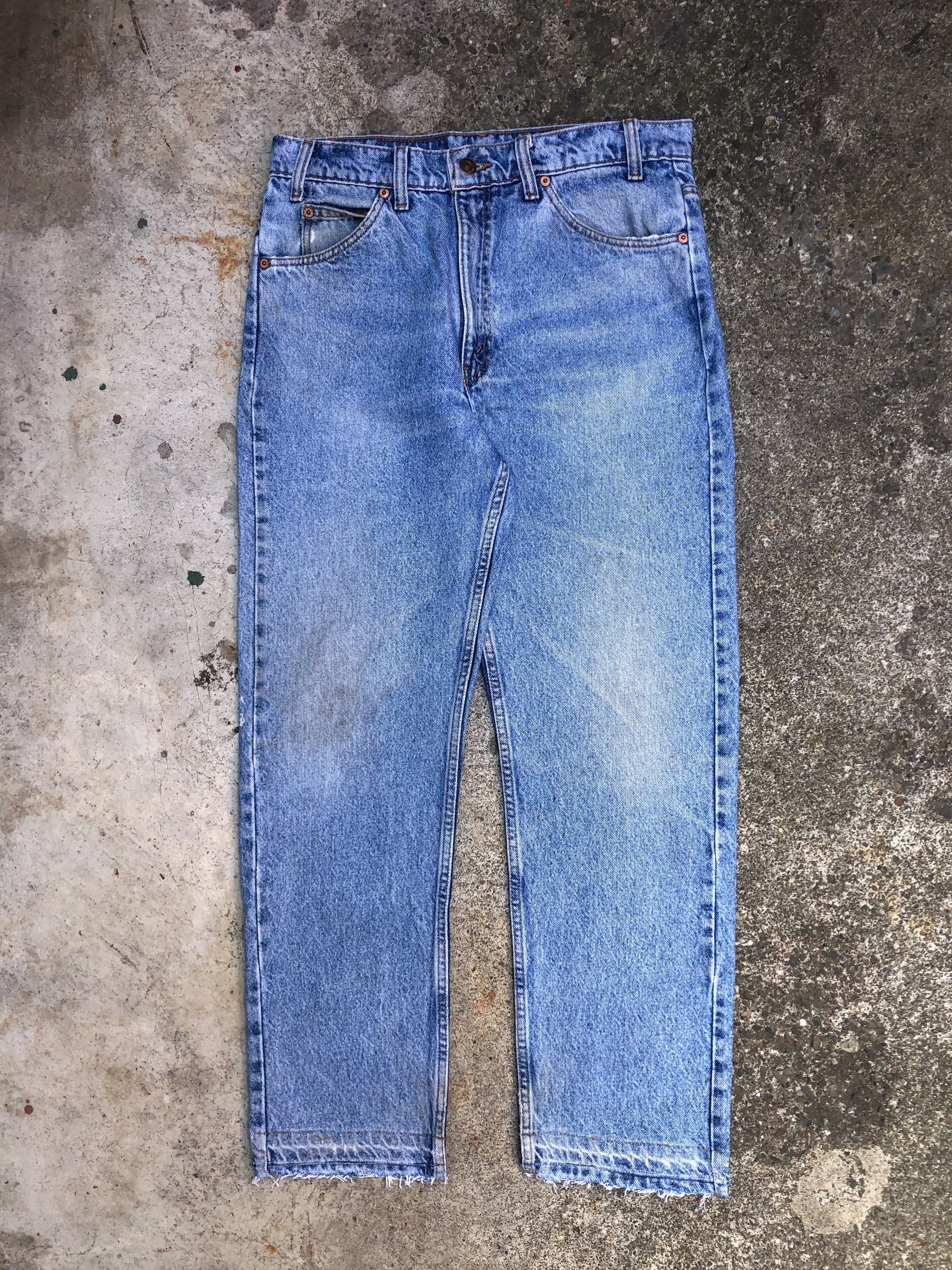 1990s Orange Tab Levis Faded Blue 505 Released Hem (31X28)