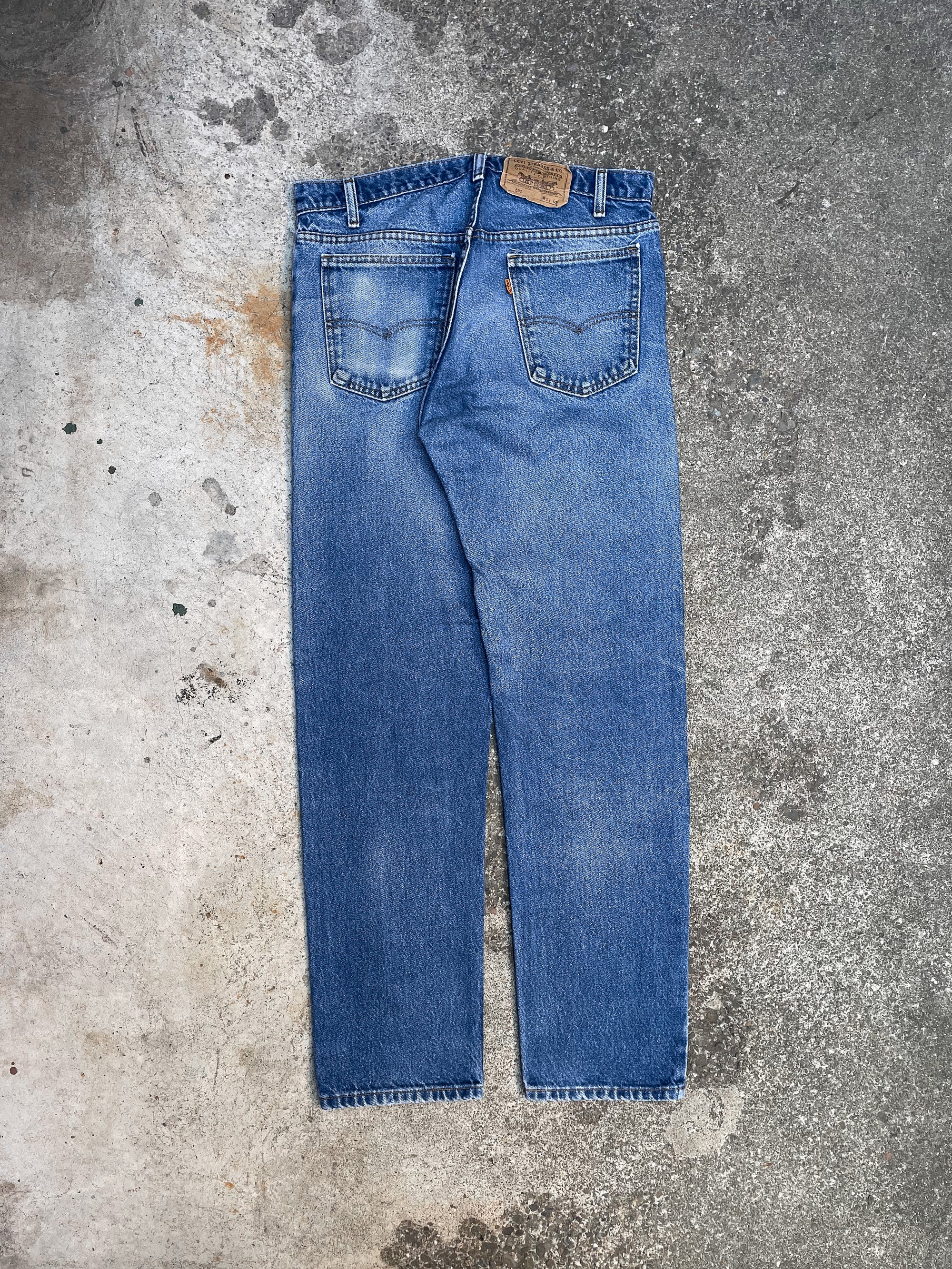 1990s Orange Tab Levi’s Worn In Blue 505 (32X31)