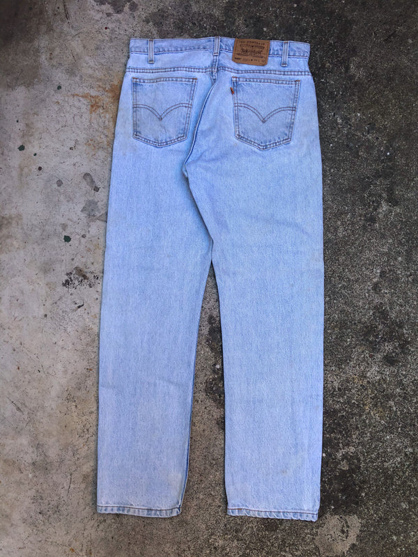 1990s Orange Tab Levis Light Wash Blue 505 (32X29)