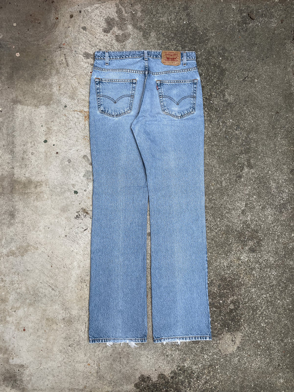 1990s Levi’s Faded Blue 517 (32X34)