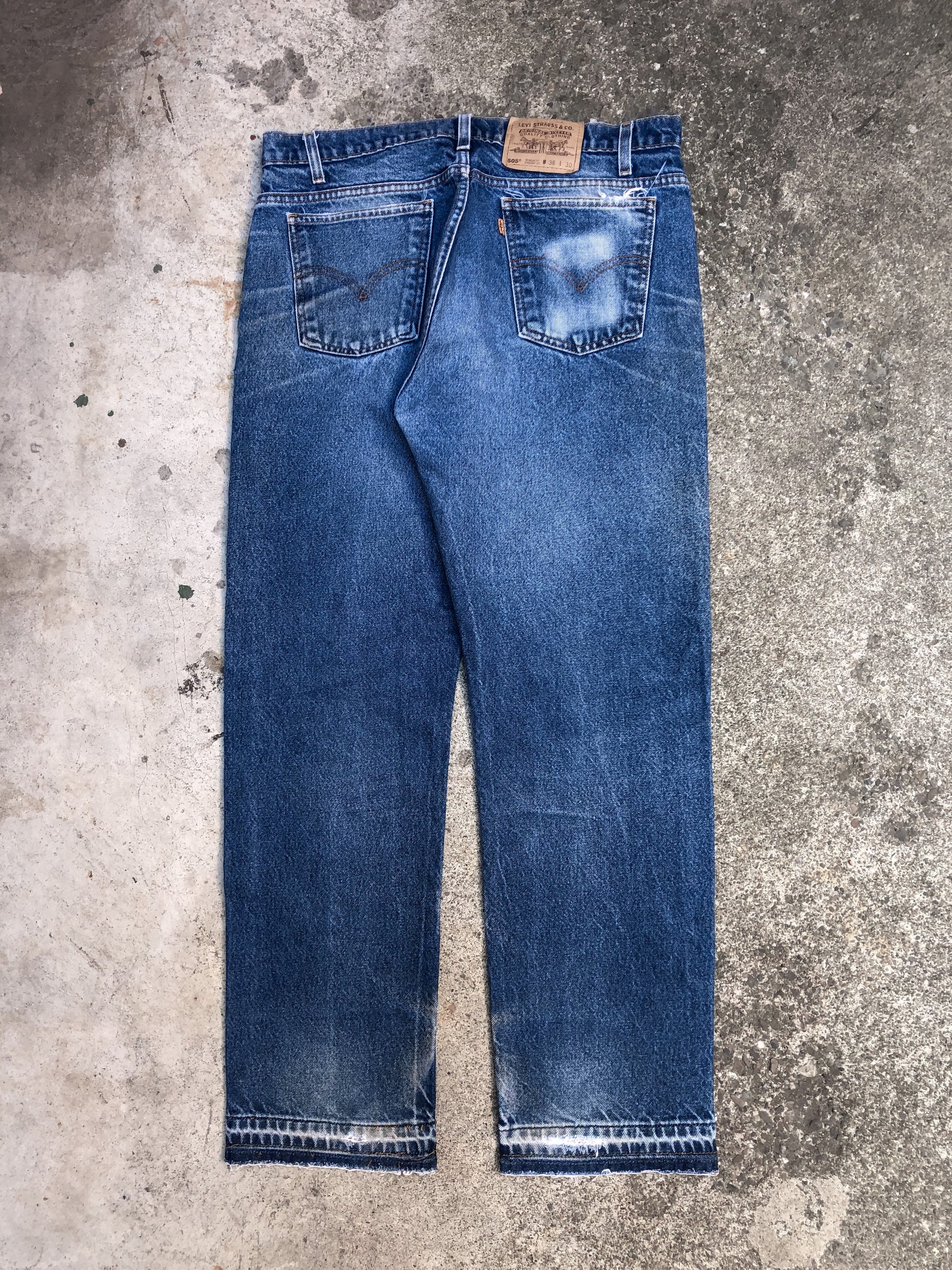 1990s Orange Tab Levis Worn In Blue 505 Released Hem (35X29)