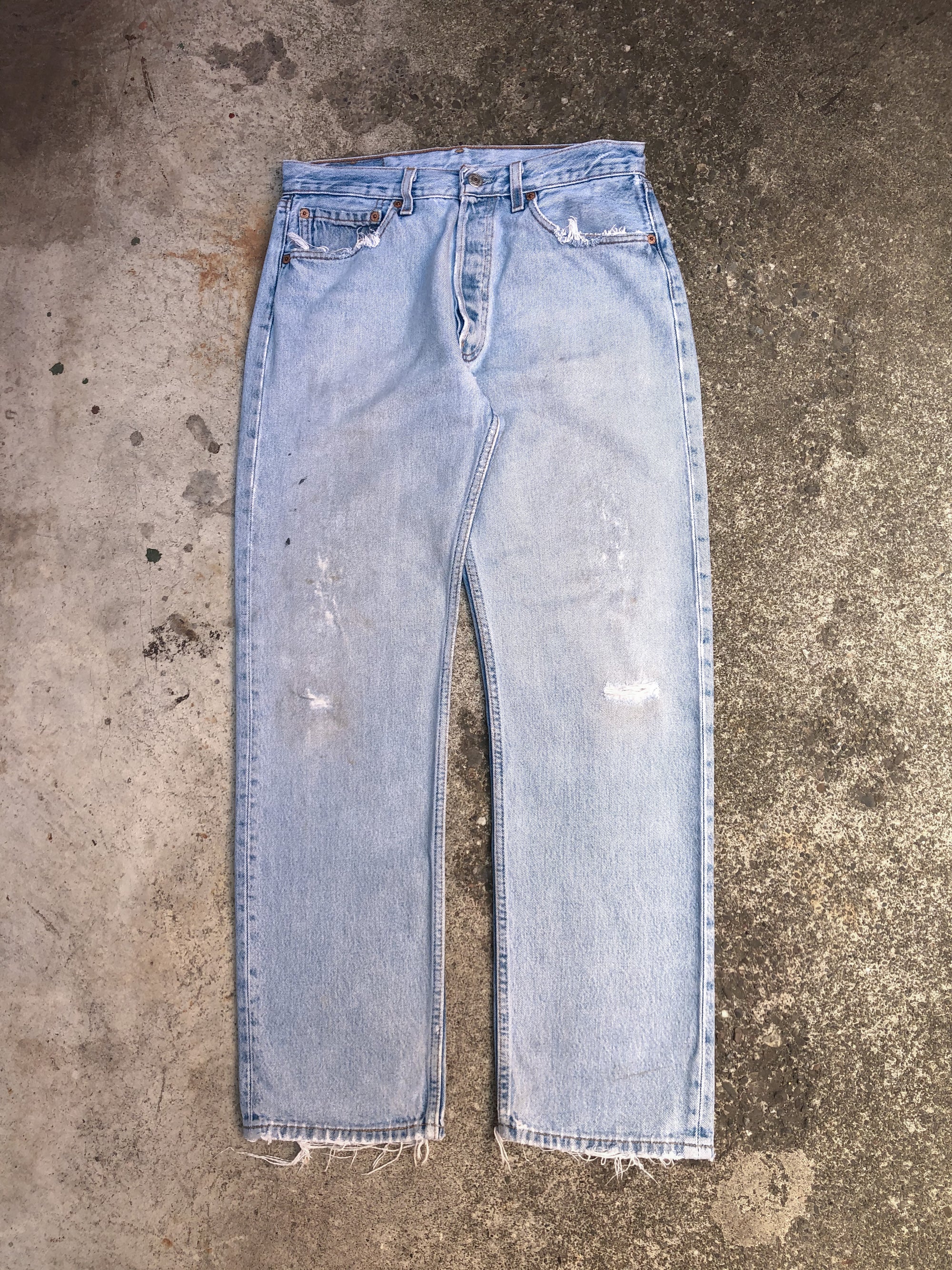 1990s Levis Distressed Faded Blue 501 (30X28)