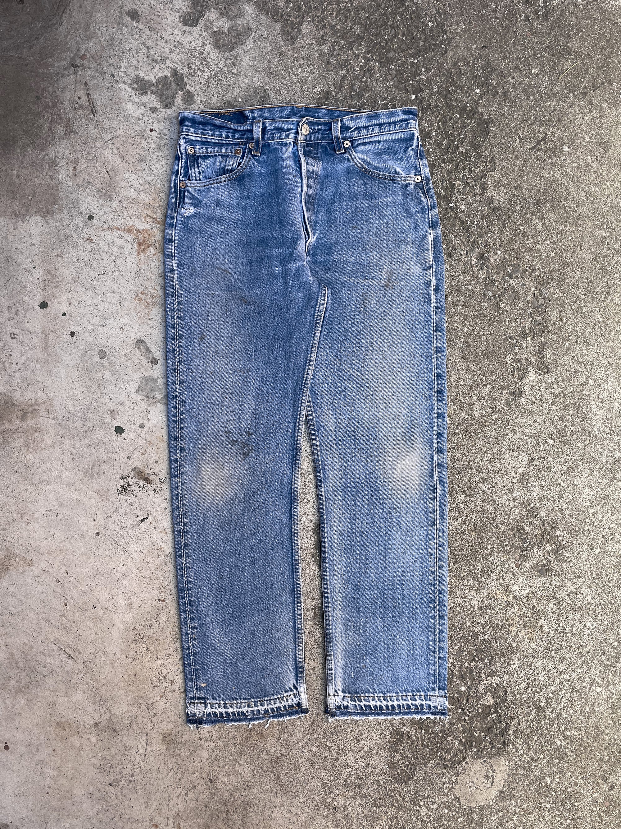 Vintage Levi’s Faded Blue 501 Released Hem (30X29)