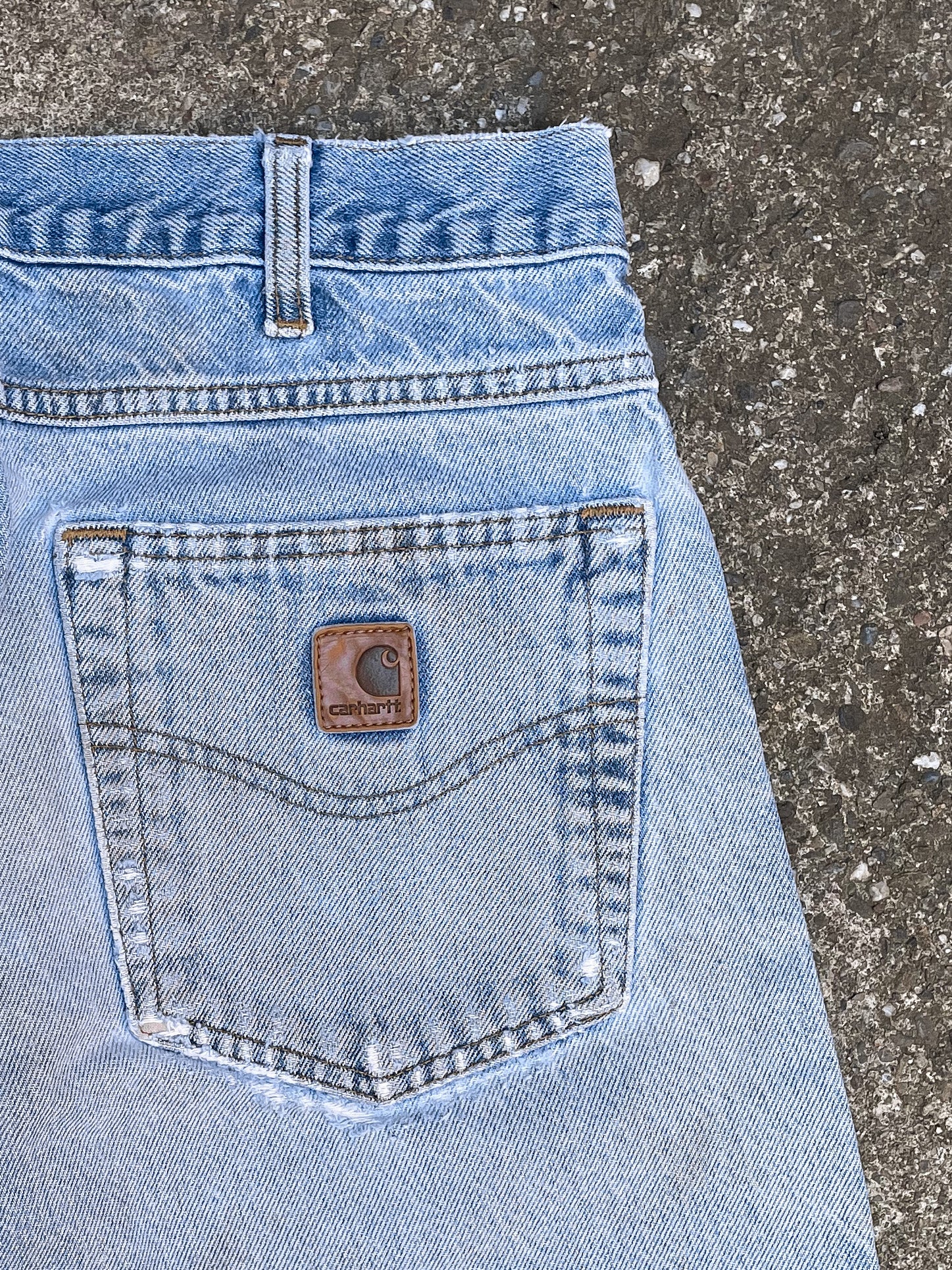 Carhartt B160 Distressed Faded Blue Denim (31X32)