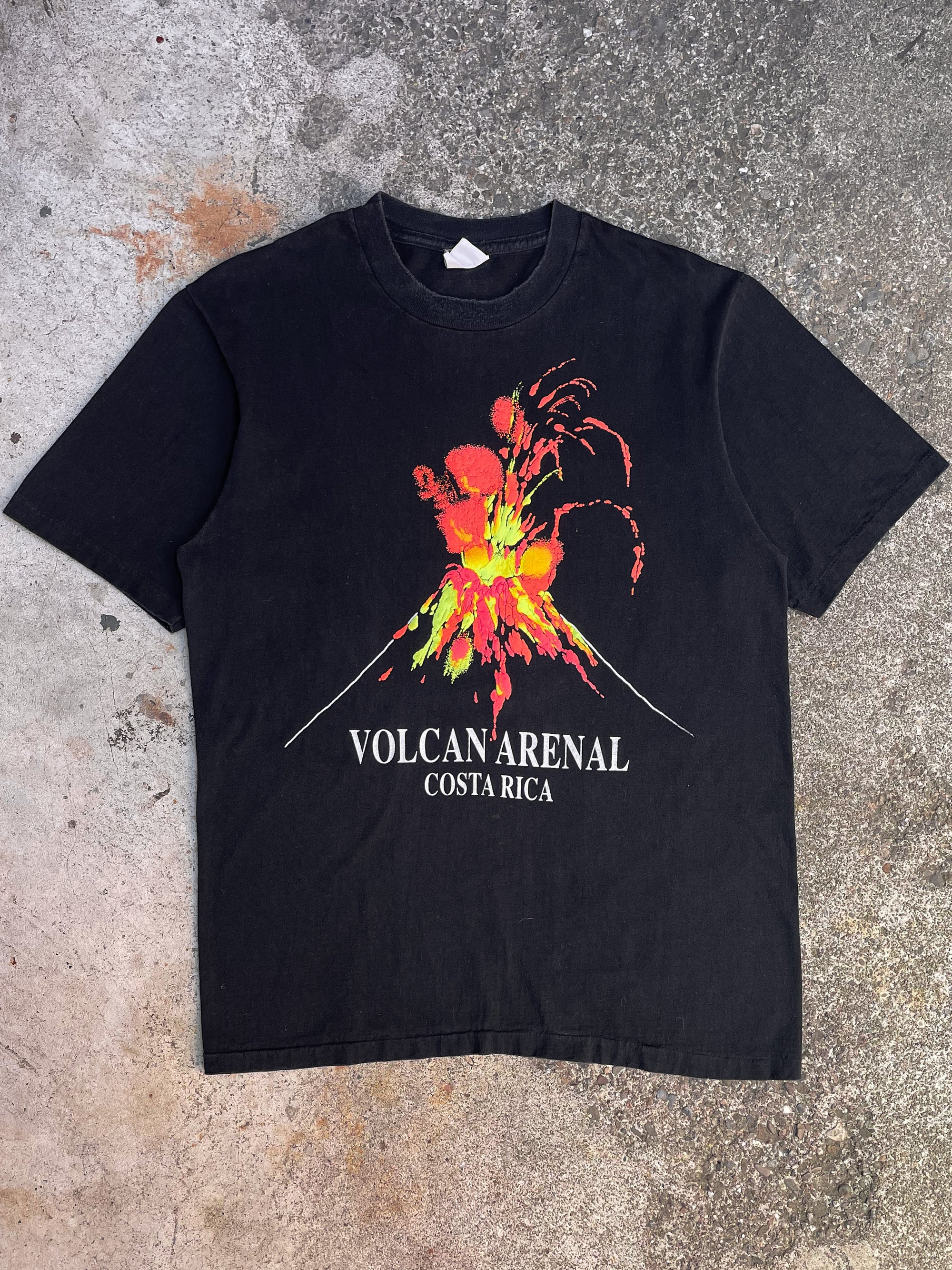 1990s “Volcan Arenal” Single Stitched Puff Print Tee (L)