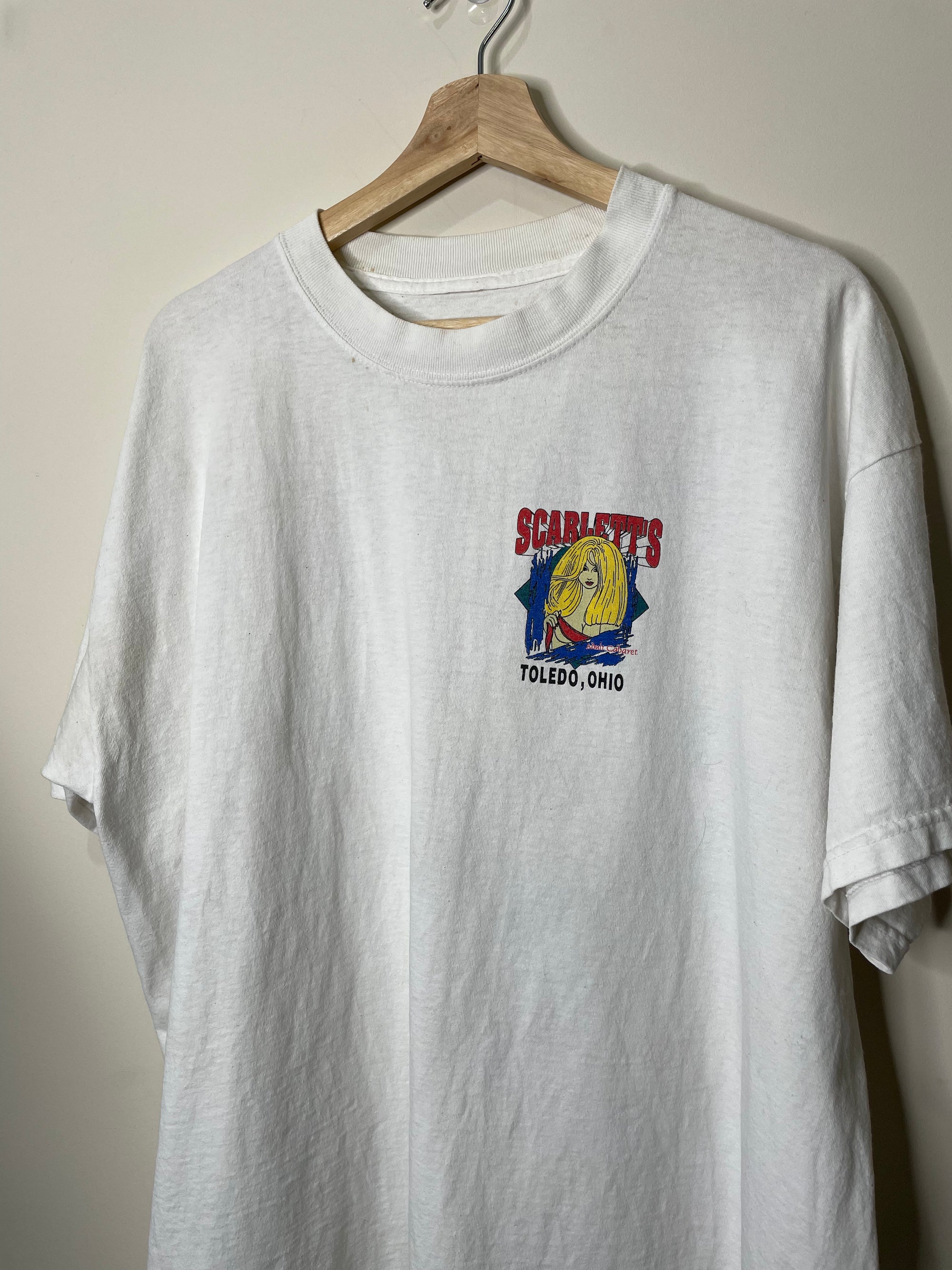 Vintage “Scarlett’s Cabaret” Tee (XL)