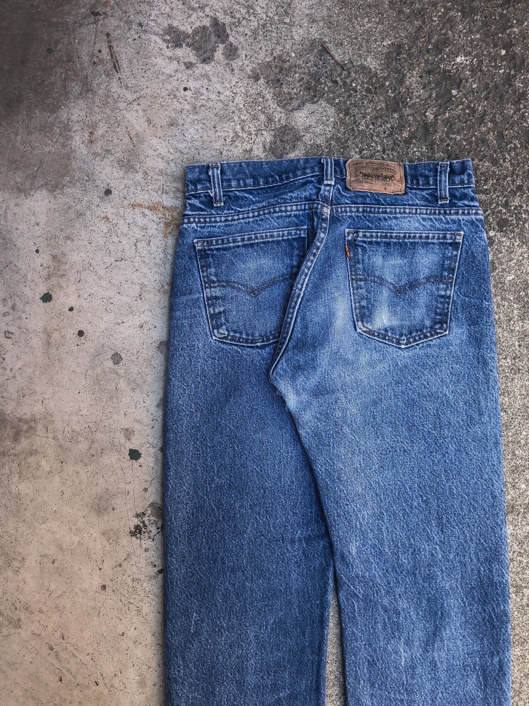 1980s Orange Tab Levis Repaired Worn In Blue 505 (30X30)