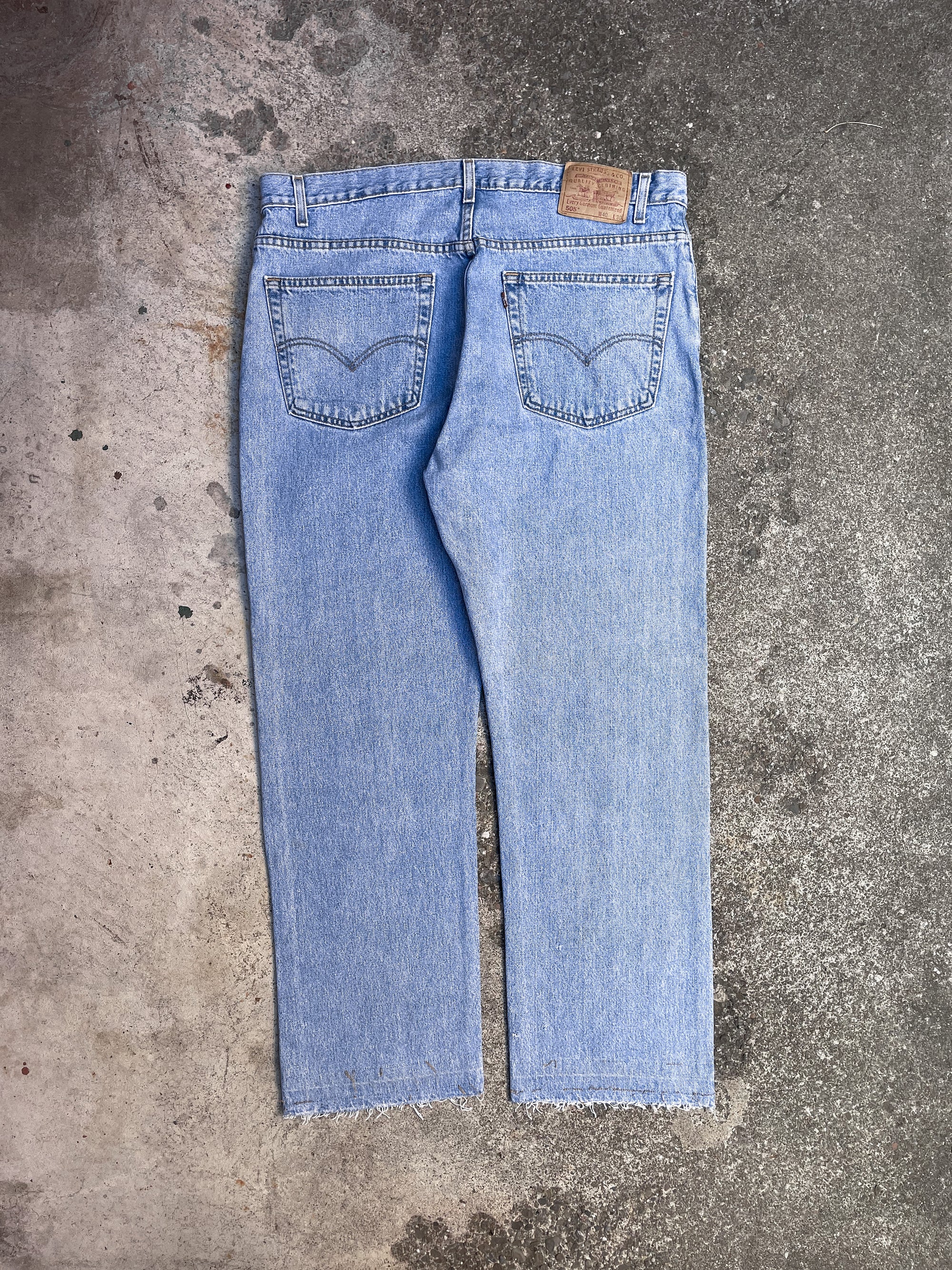 Vintage Levi’s Faded Blue 505 (38X29)