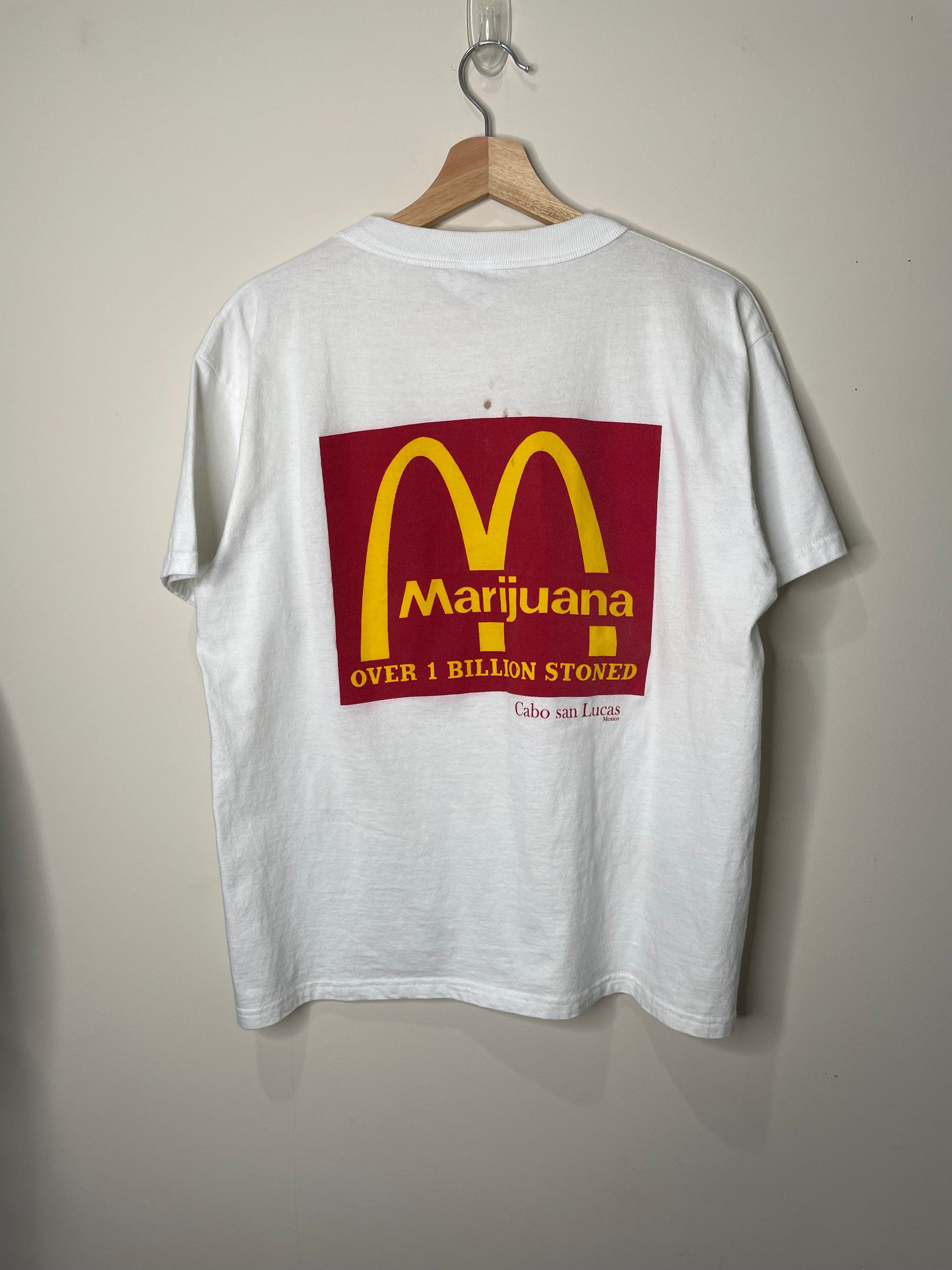 Vintage 00s “Cabo” McDonalds Parody Tourist Tee (M)