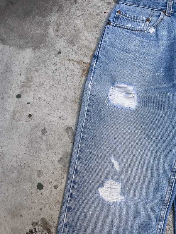 Vintage Levi’s Distressed Faded Blue 505 Released Hem (29X30)