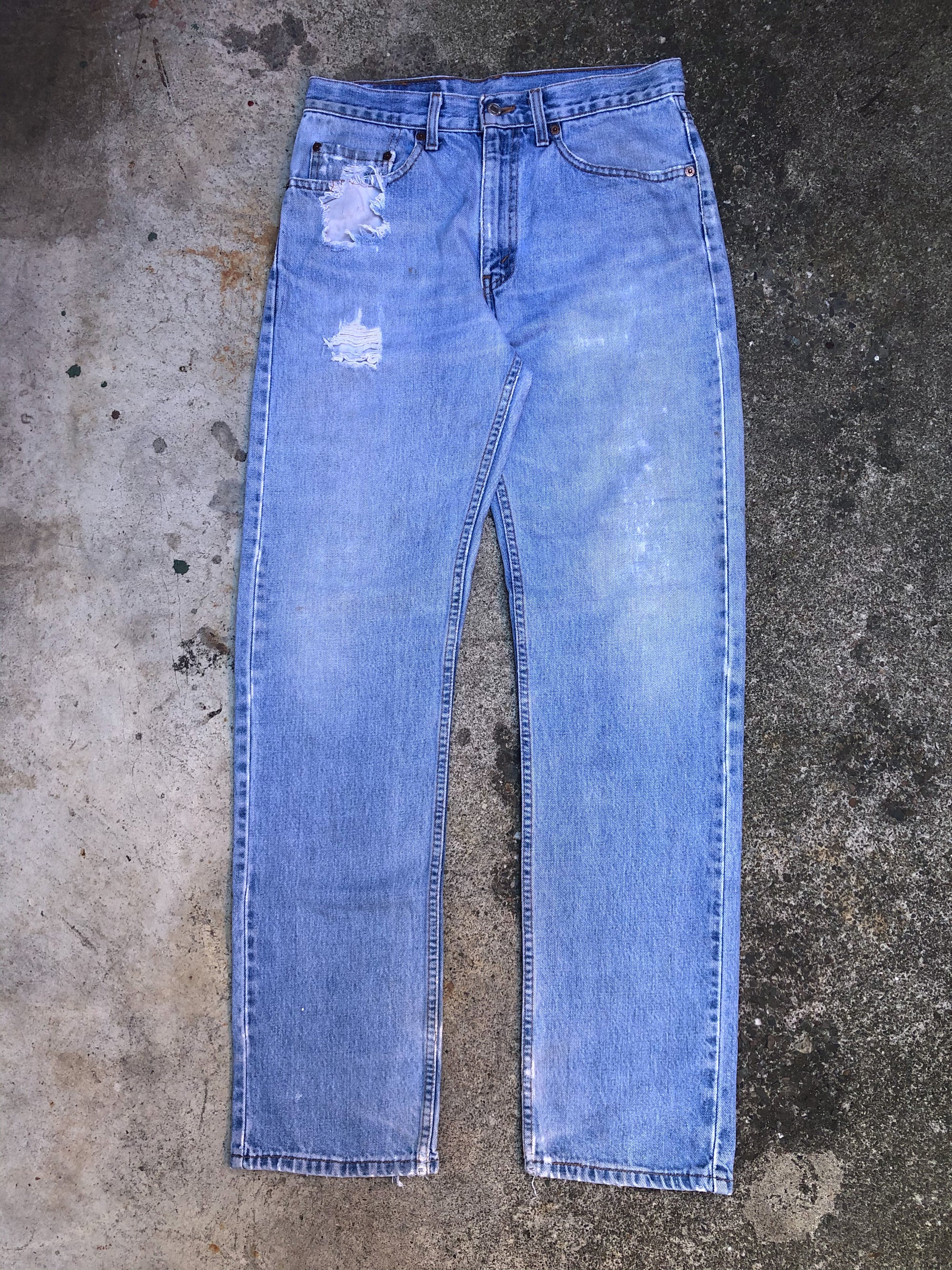 1990s Levis Faded Blue 505 (30X32)