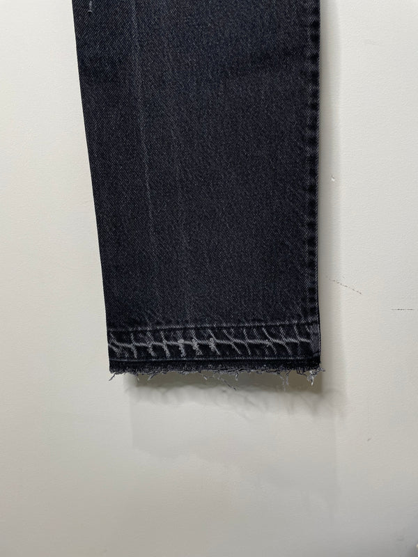 1990s Levi’s Faded Black 505 Released Hem (32X31)