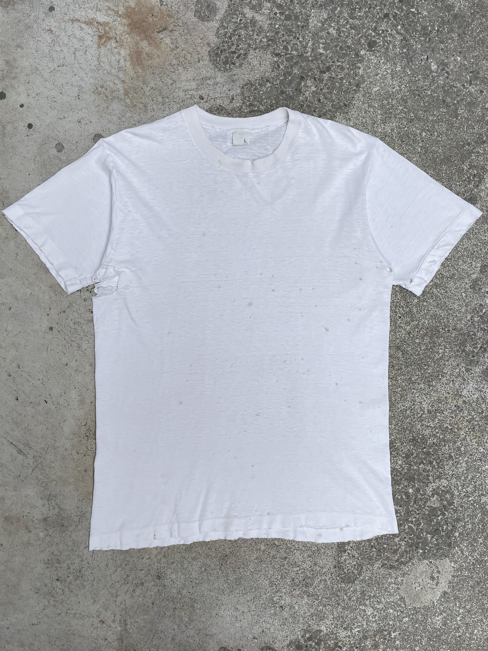 1980s Thin Distressed White Single Stitched Tee