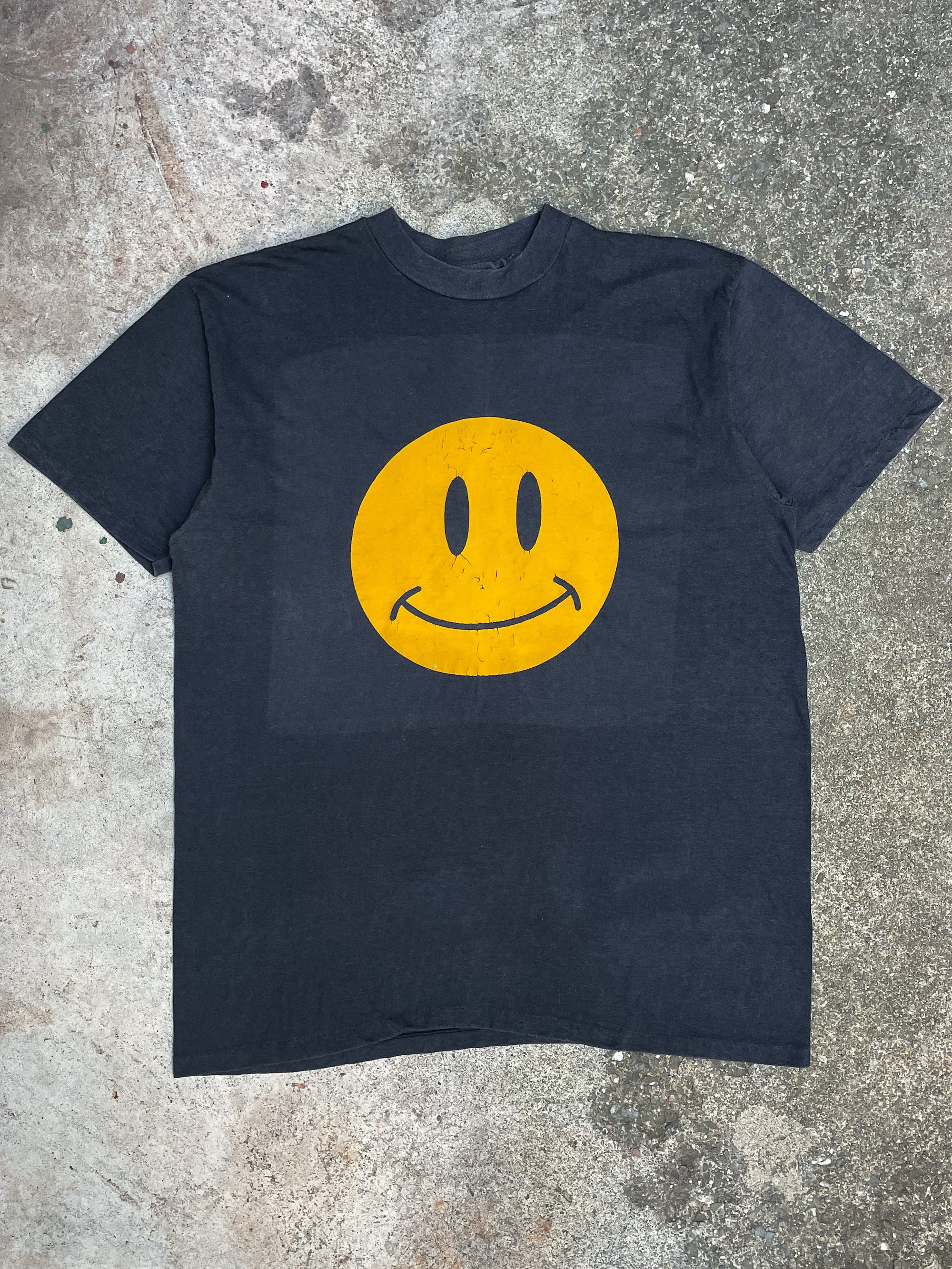 1980s/90s “Smiley Face” Faded Single Stitched Tee (L)