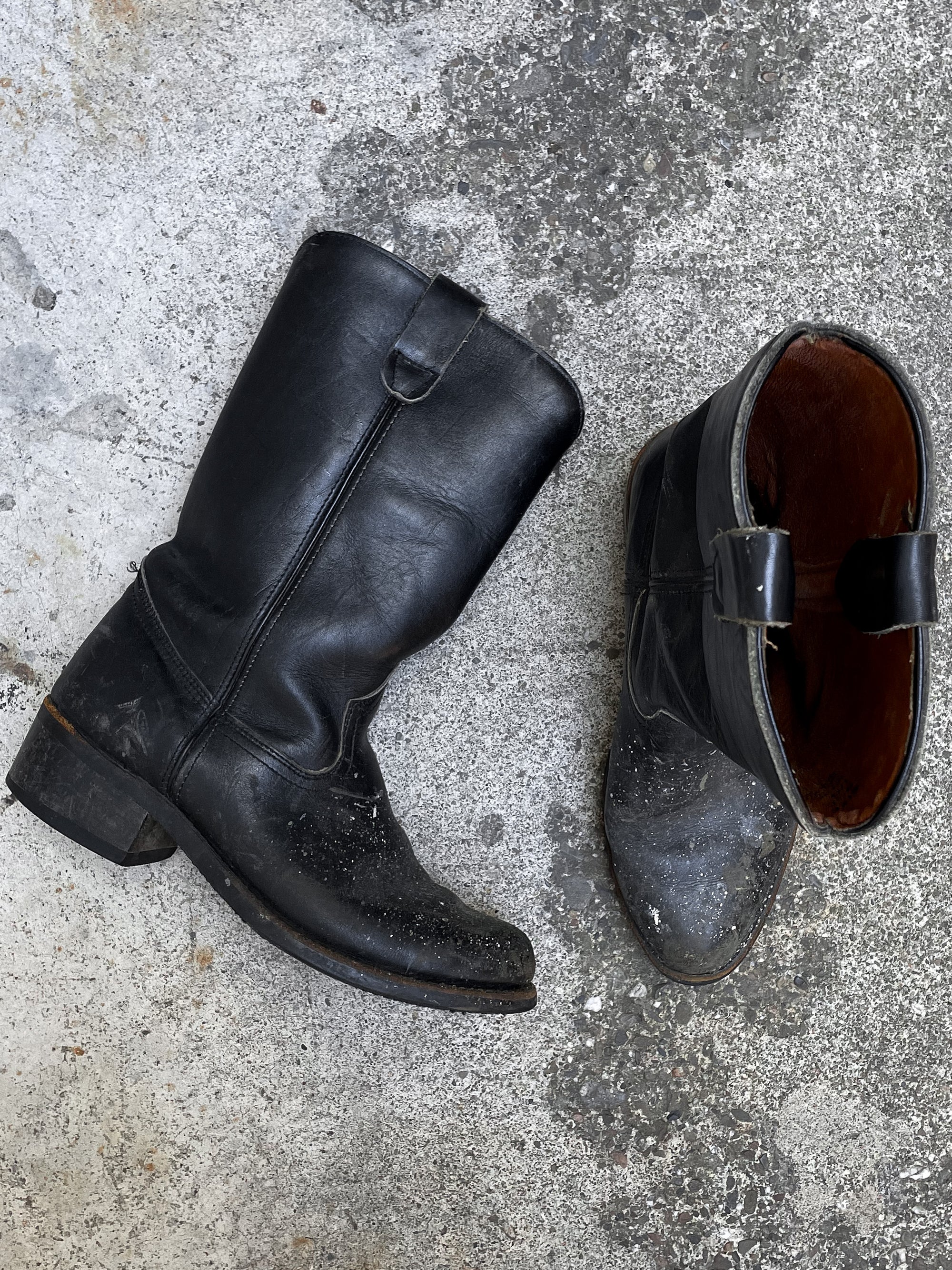 1970s/80s Montgomery Ward Painted Black Leather Goodyear Welt Cowboy Work Boots