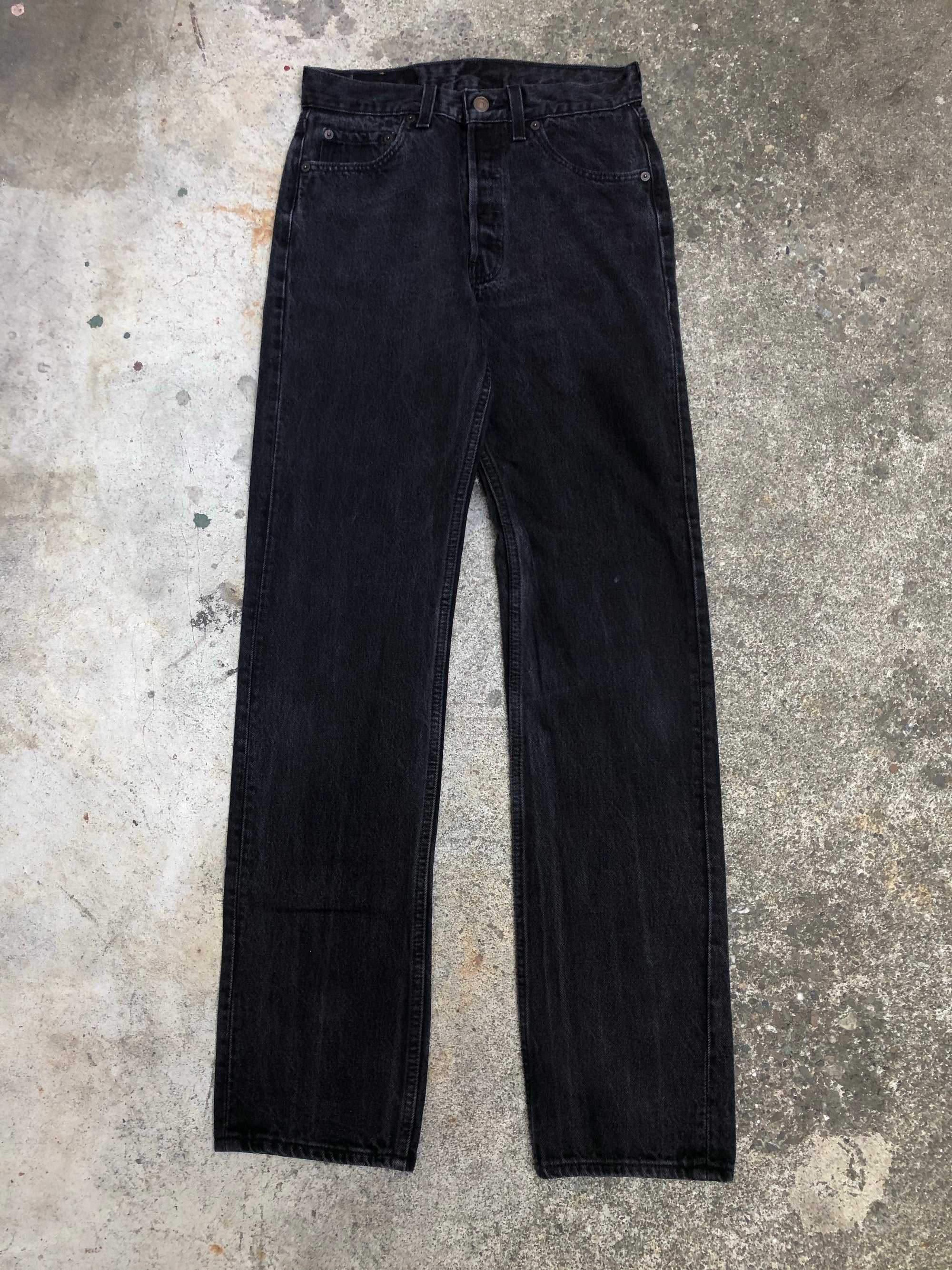 1990s Levis 501 Faded Black (28X32)