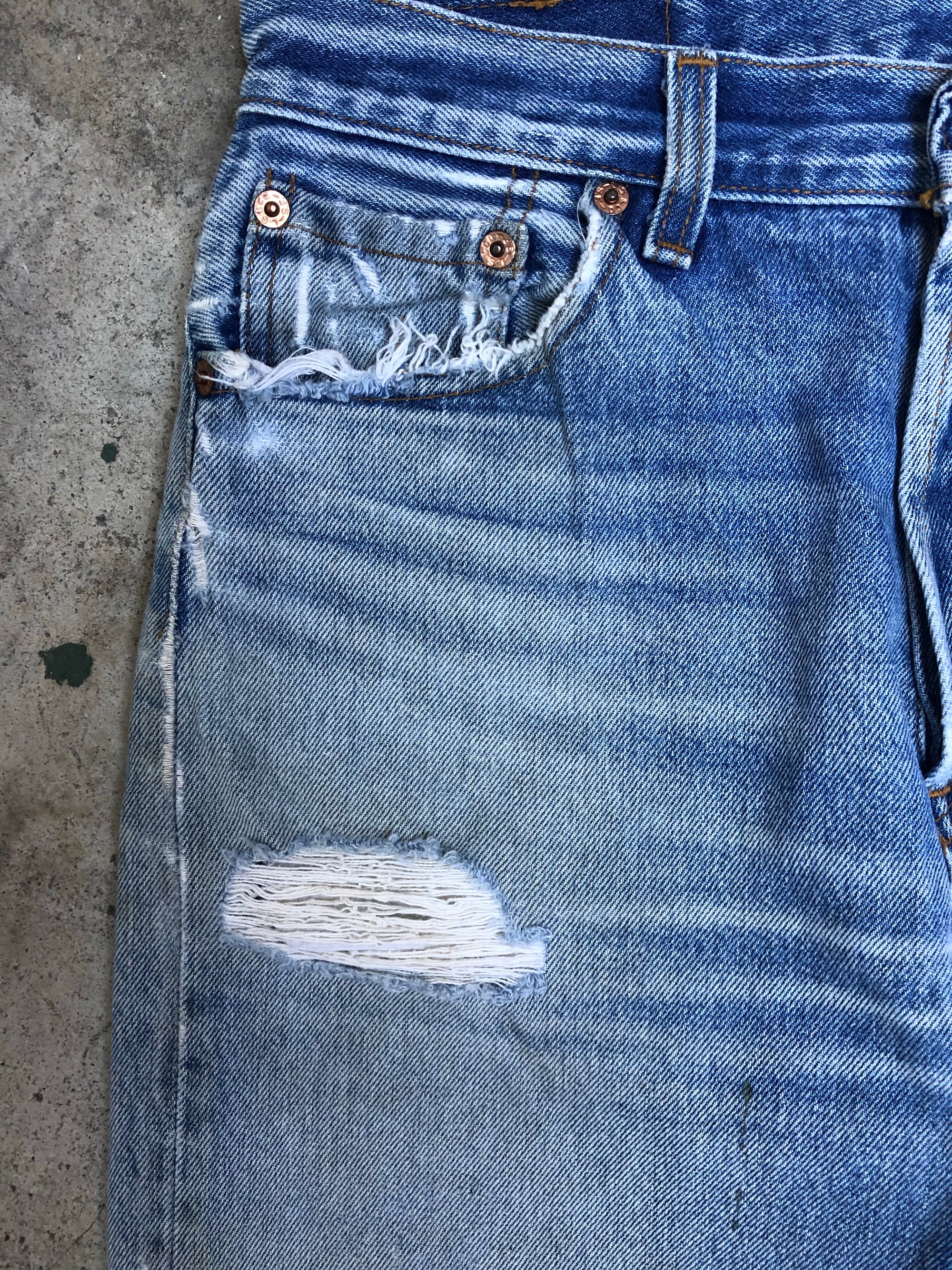 1990s Levis Thrashed Blue 501XX (30X29)