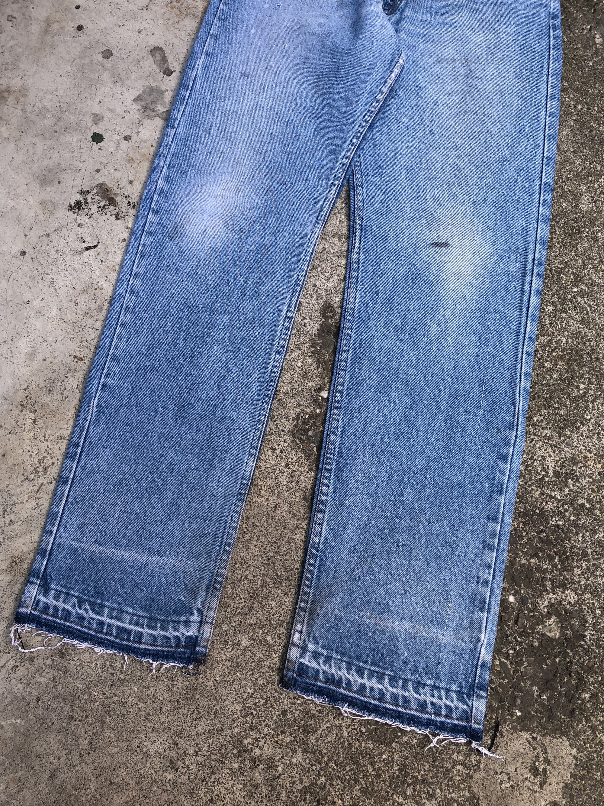 1980s Orange Tab Levis Repaired Faded Blue 505 Released Hem (30X31)