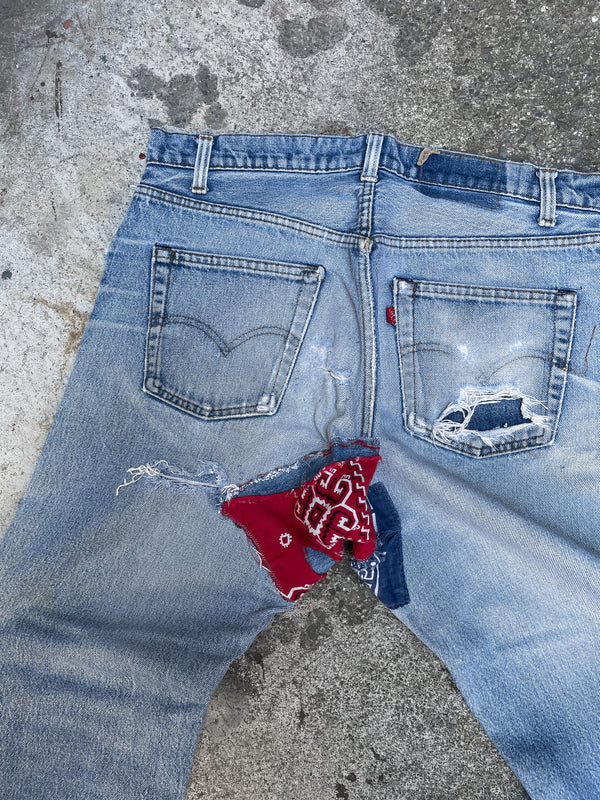 1980s Levis Bandana Repaired Distressed Faded Blue 505 Talon Zip