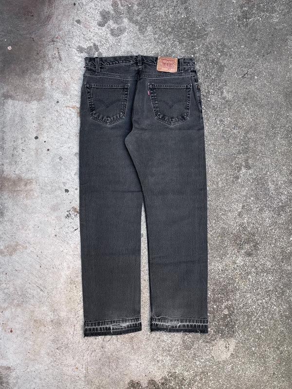 Vintage Levi’s Faded Black 505 Released Hem (34X29)