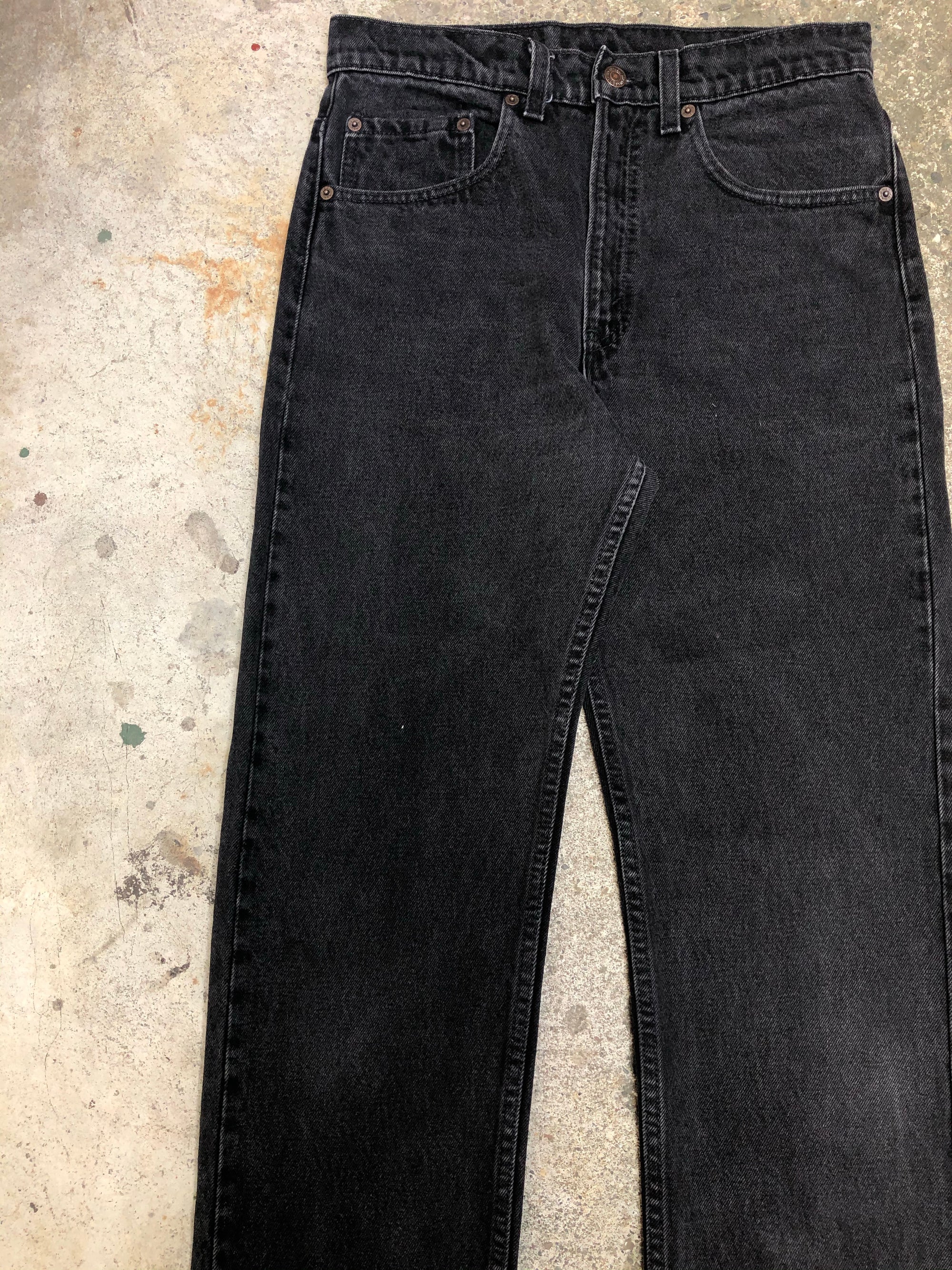 1990s Faded Black Levis 505 Released Hem (29X33)