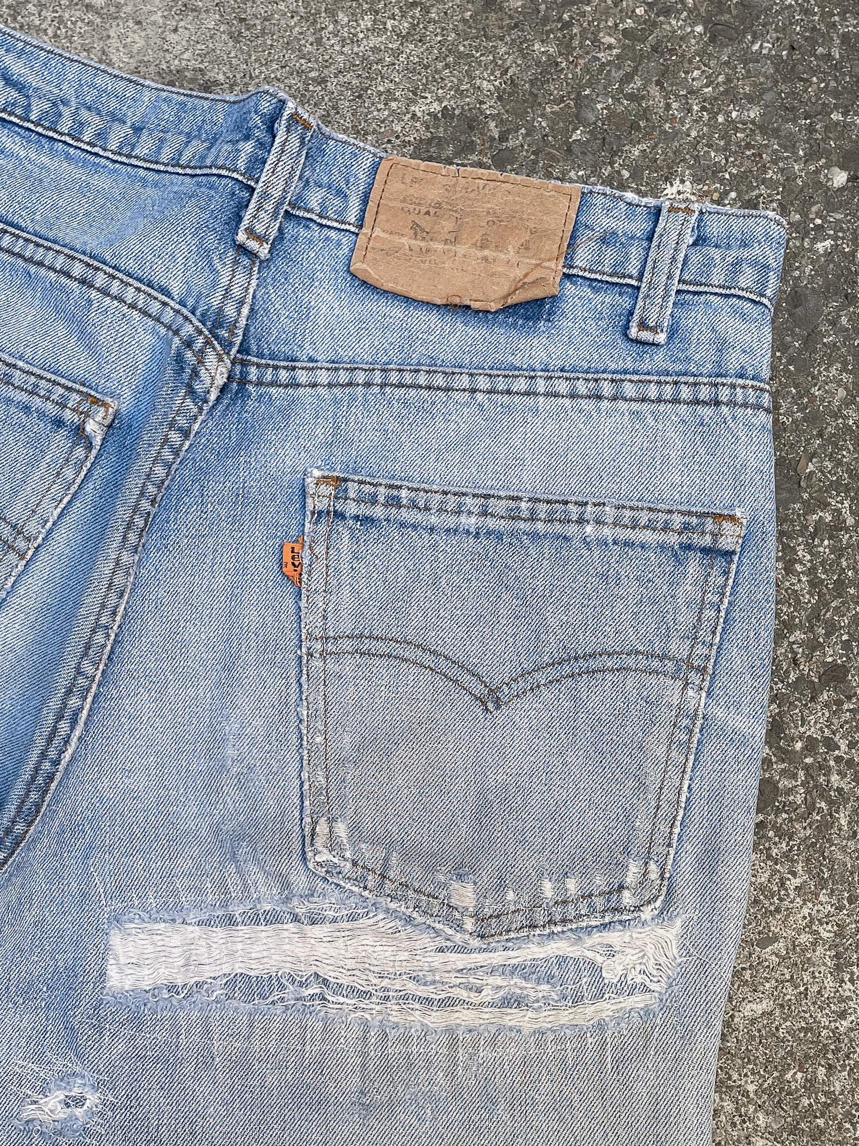 1980s Orange Tab Levi’s Repaired Faded Blue 517 (30X30)