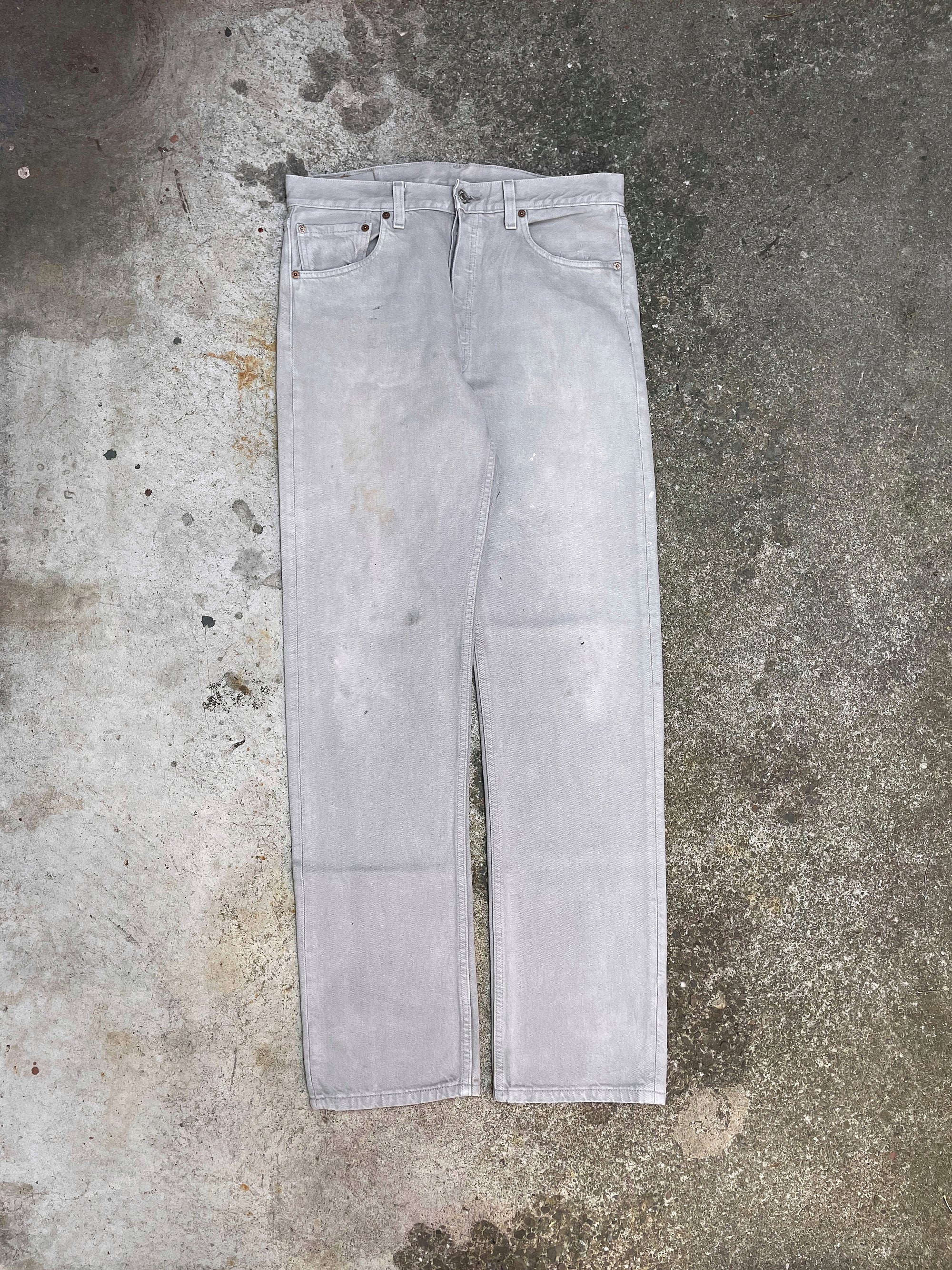 1990s Levi’s Dirty Grey 501 (33X33)