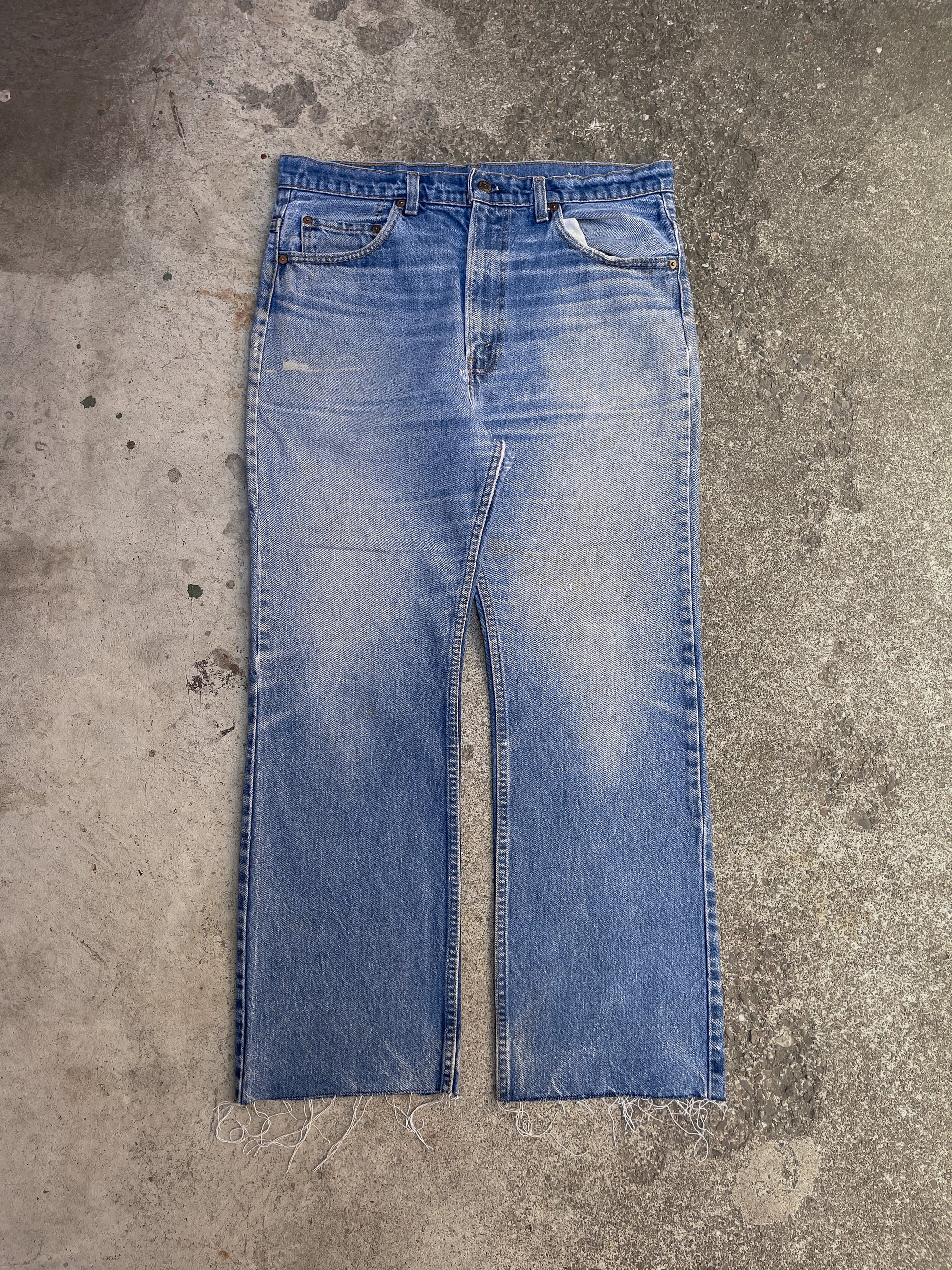 1980s Levi’s Worn In Blue 517 Raw Hem (34X27)