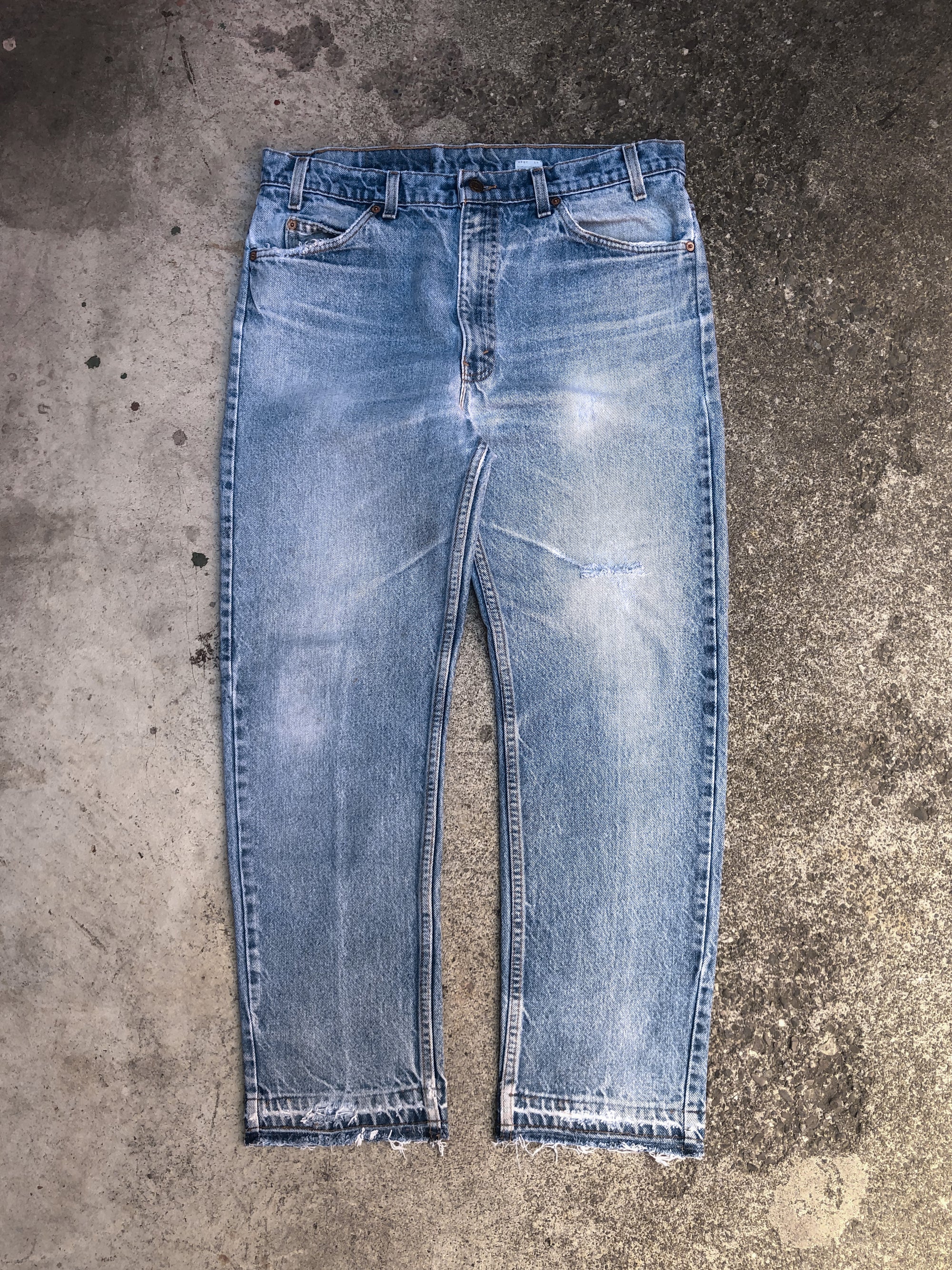 1990s Orange Tab Levis Faded Blue 505 Released Hem (35X27)