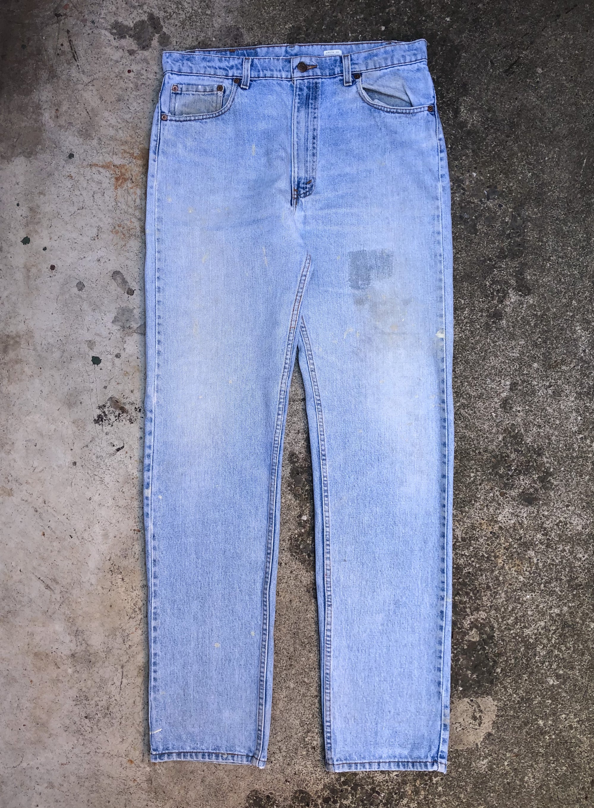 1990s Levis Repaired Light Wash Blue 505 (35X34)