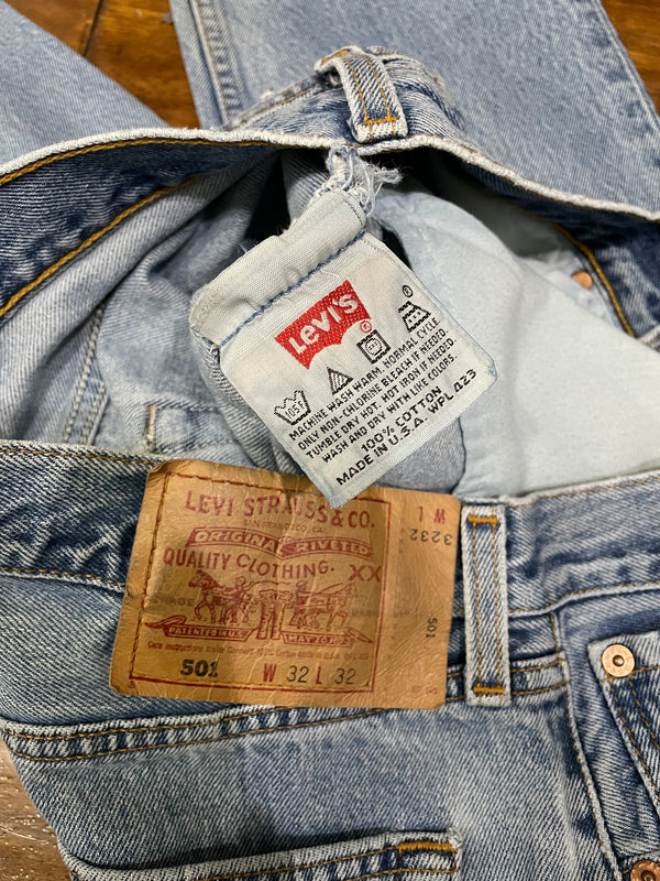 1990s Levi’s Faded Blue 501 Released Hem (29X31)